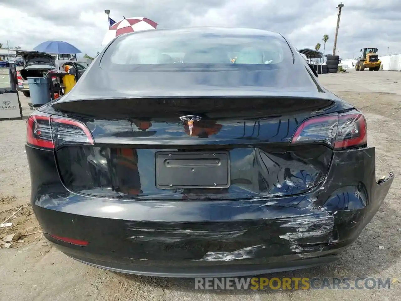 6 Photograph of a damaged car 5YJ3E1EA2PF646612 TESLA MODEL 3 2023