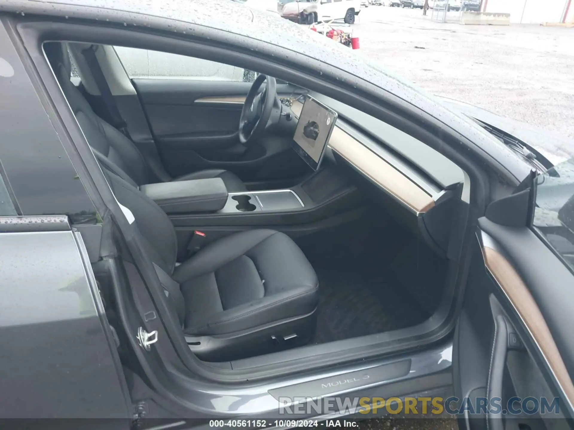 5 Photograph of a damaged car 5YJ3E1EA2PF661451 TESLA MODEL 3 2023