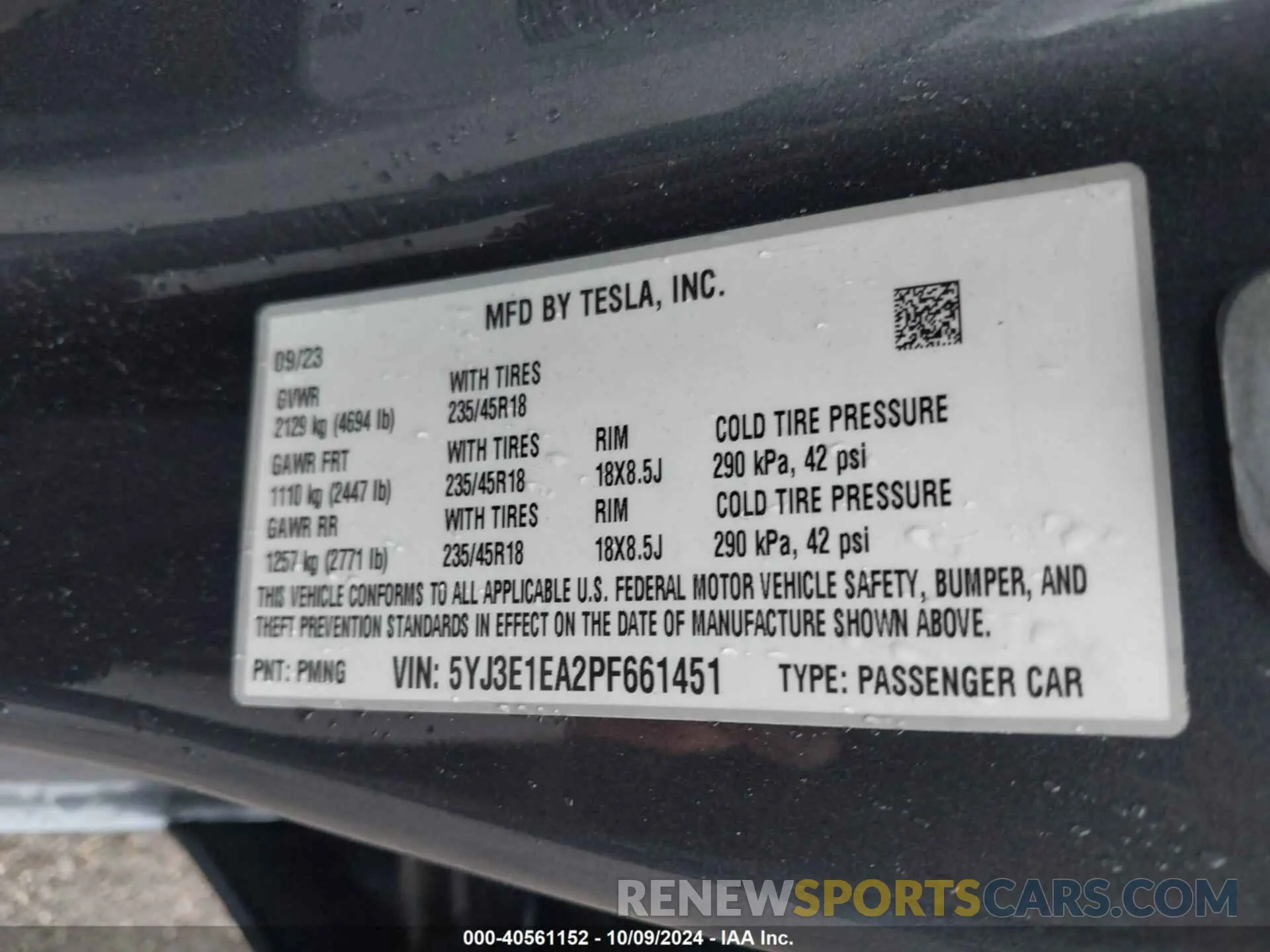 9 Photograph of a damaged car 5YJ3E1EA2PF661451 TESLA MODEL 3 2023