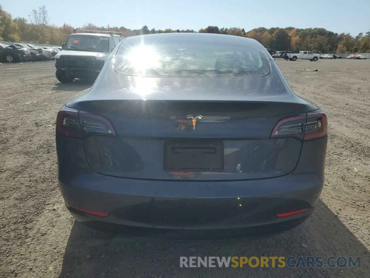 6 Photograph of a damaged car 5YJ3E1EA2PF662082 TESLA MODEL 3 2023