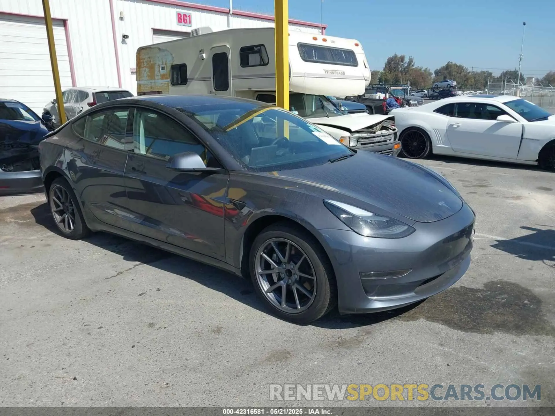 1 Photograph of a damaged car 5YJ3E1EA2PF668853 TESLA MODEL 3 2023