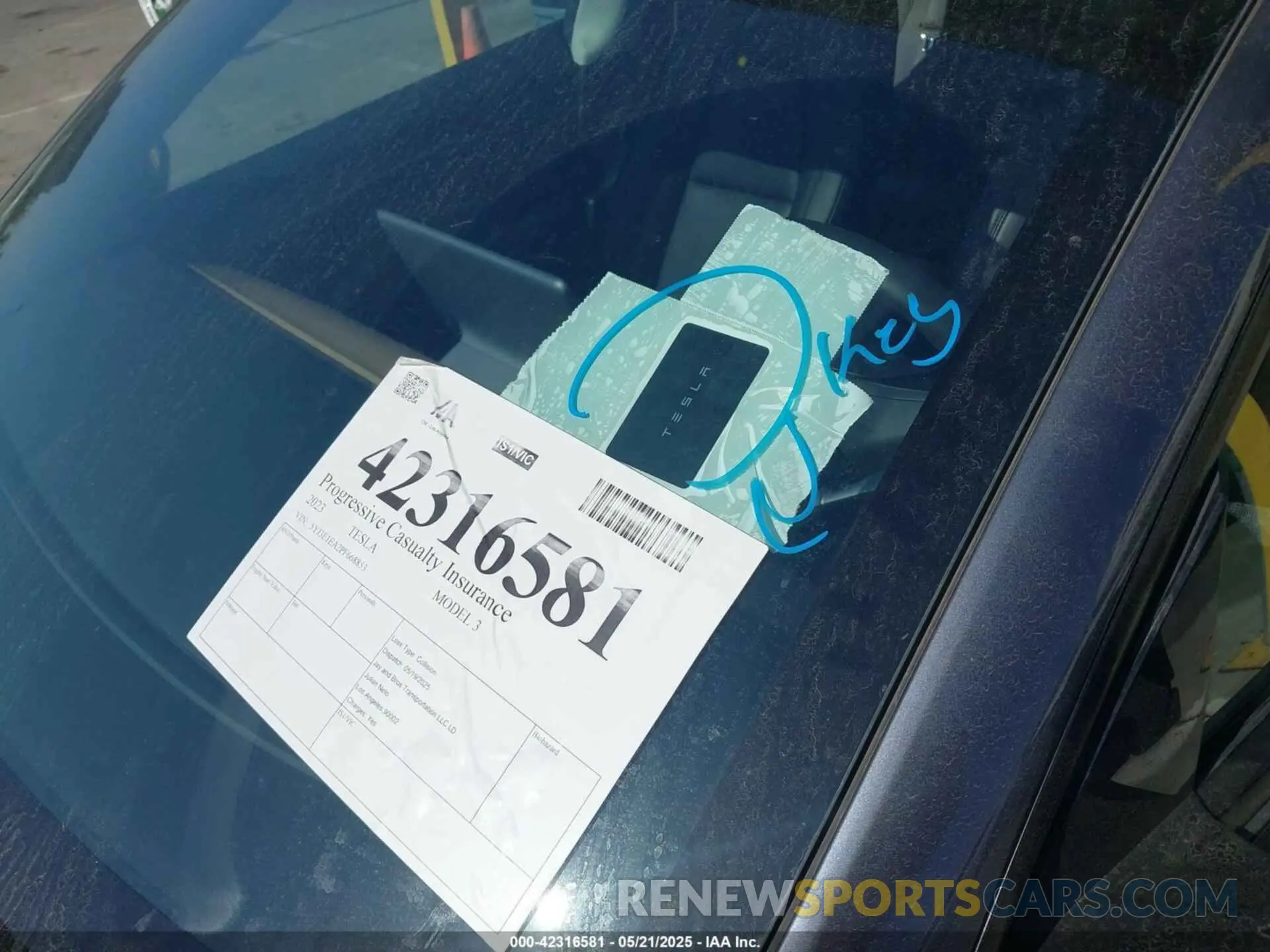 11 Photograph of a damaged car 5YJ3E1EA2PF668853 TESLA MODEL 3 2023