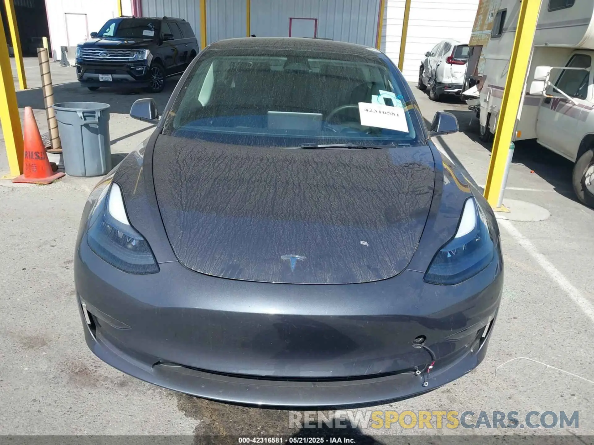 13 Photograph of a damaged car 5YJ3E1EA2PF668853 TESLA MODEL 3 2023