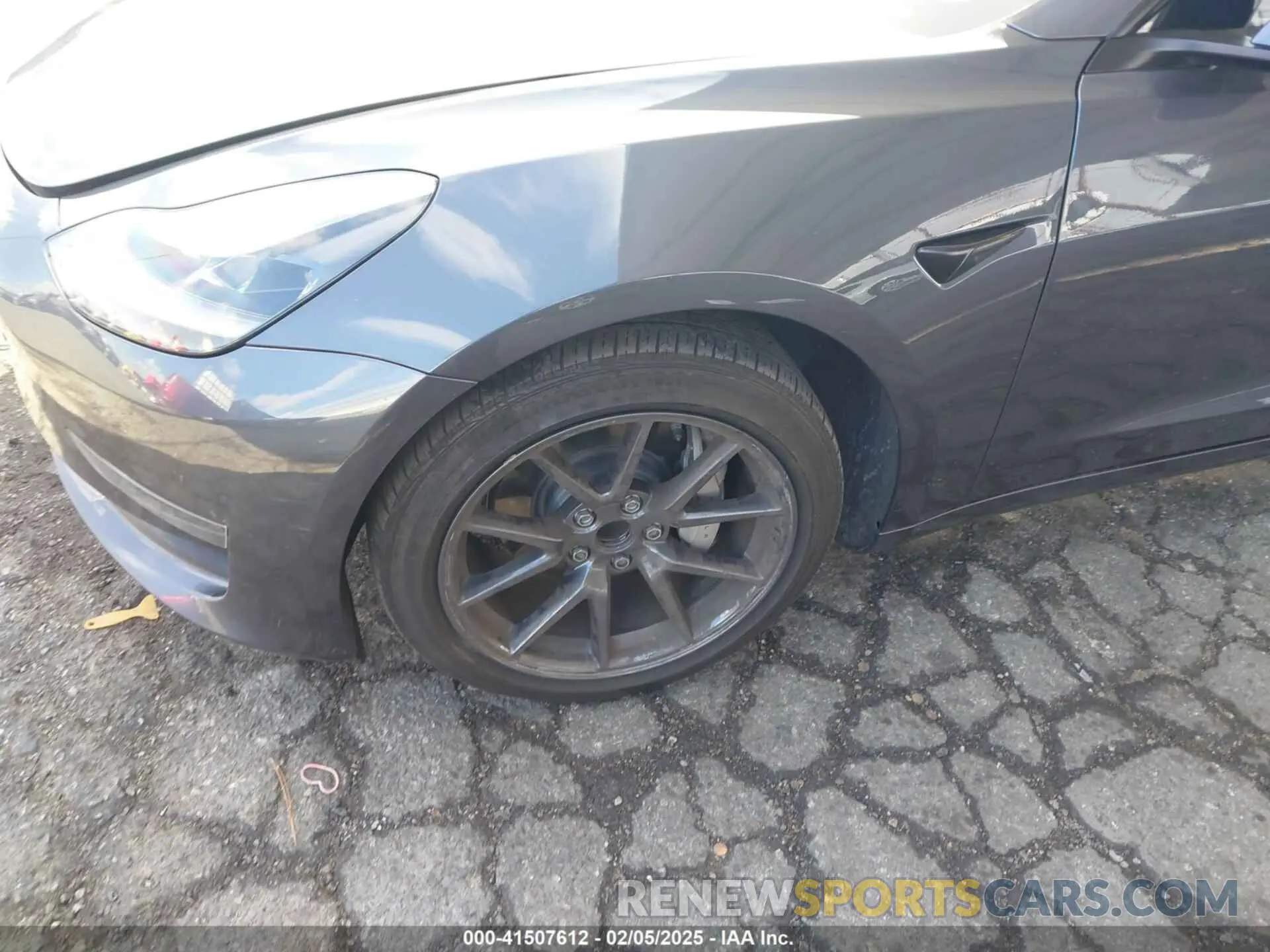 6 Photograph of a damaged car 5YJ3E1EA2PF676354 TESLA MODEL 3 2023