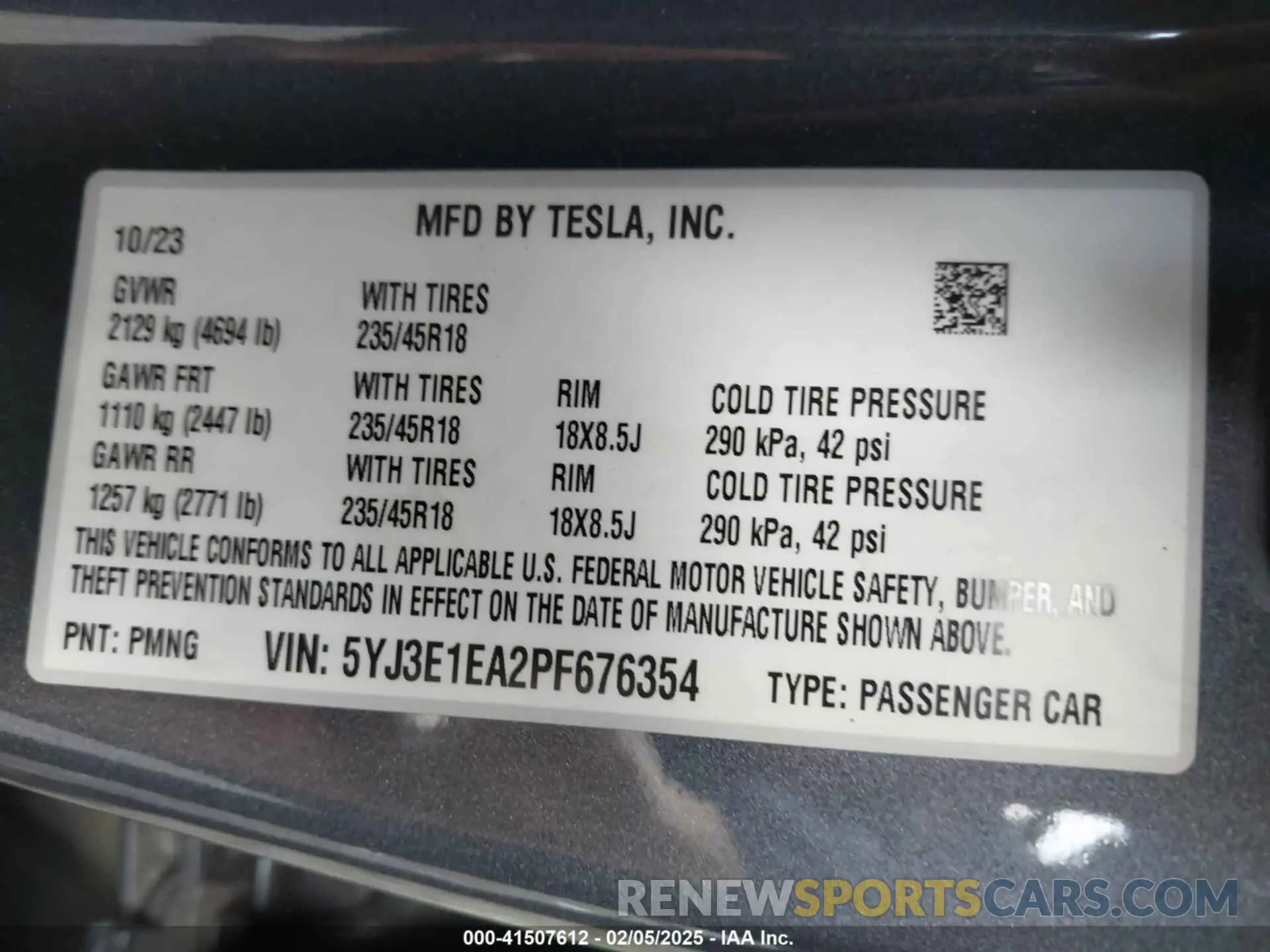 9 Photograph of a damaged car 5YJ3E1EA2PF676354 TESLA MODEL 3 2023