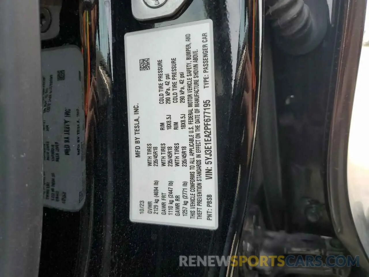16 Photograph of a damaged car 5YJ3E1EA2PF677195 TESLA MODEL 3 2023