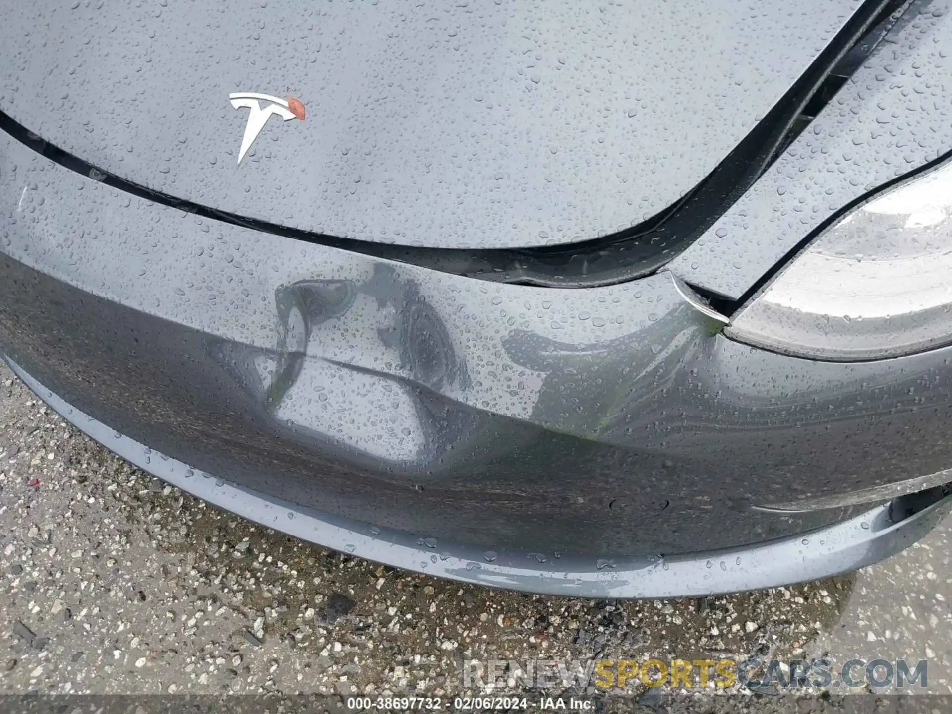 19 Photograph of a damaged car 5YJ3E1EA2PF690898 TESLA MODEL 3 2023