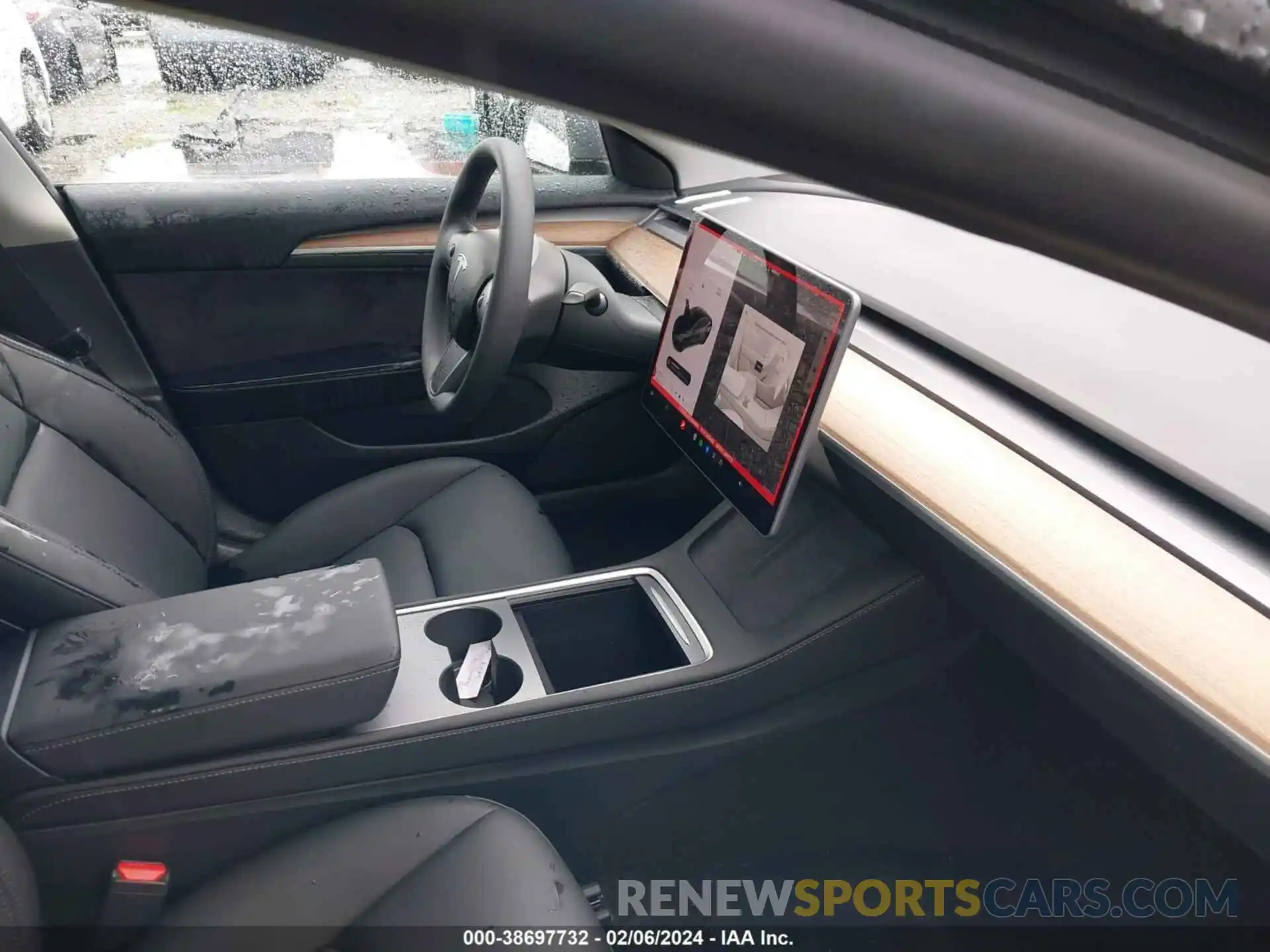 5 Photograph of a damaged car 5YJ3E1EA2PF690898 TESLA MODEL 3 2023