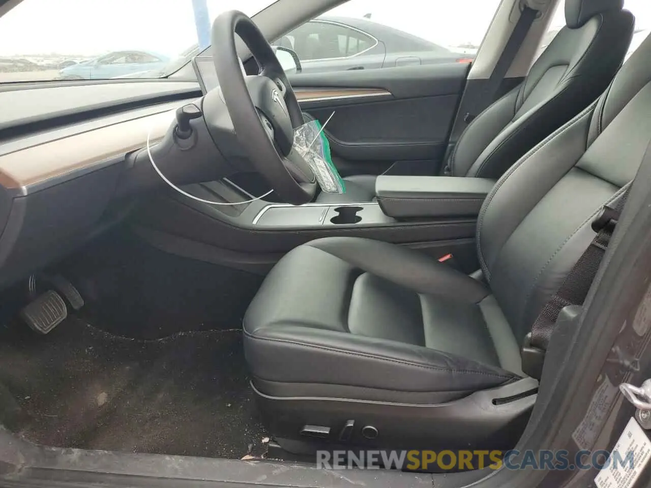 7 Photograph of a damaged car 5YJ3E1EA2PF701205 TESLA MODEL 3 2023