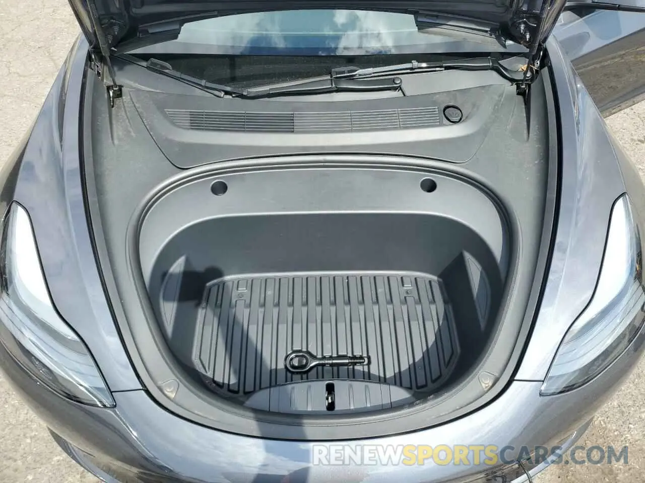 11 Photograph of a damaged car 5YJ3E1EA2PF704301 TESLA MODEL 3 2023