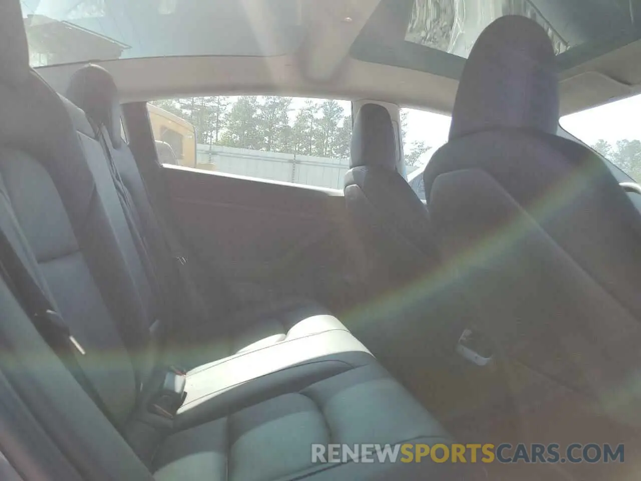 10 Photograph of a damaged car 5YJ3E1EA2PF705755 TESLA MODEL 3 2023