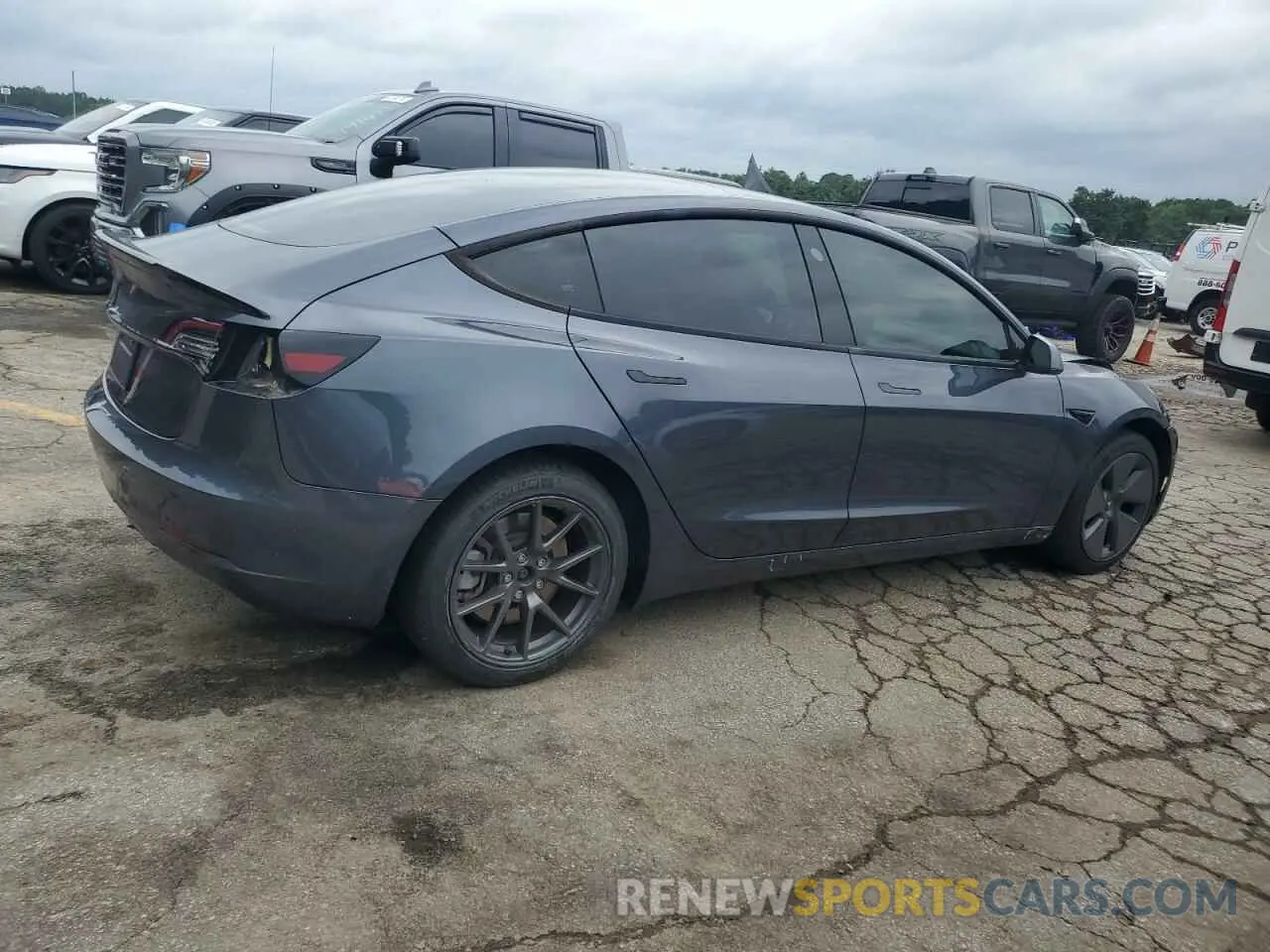 3 Photograph of a damaged car 5YJ3E1EA3PF395258 TESLA MODEL 3 2023