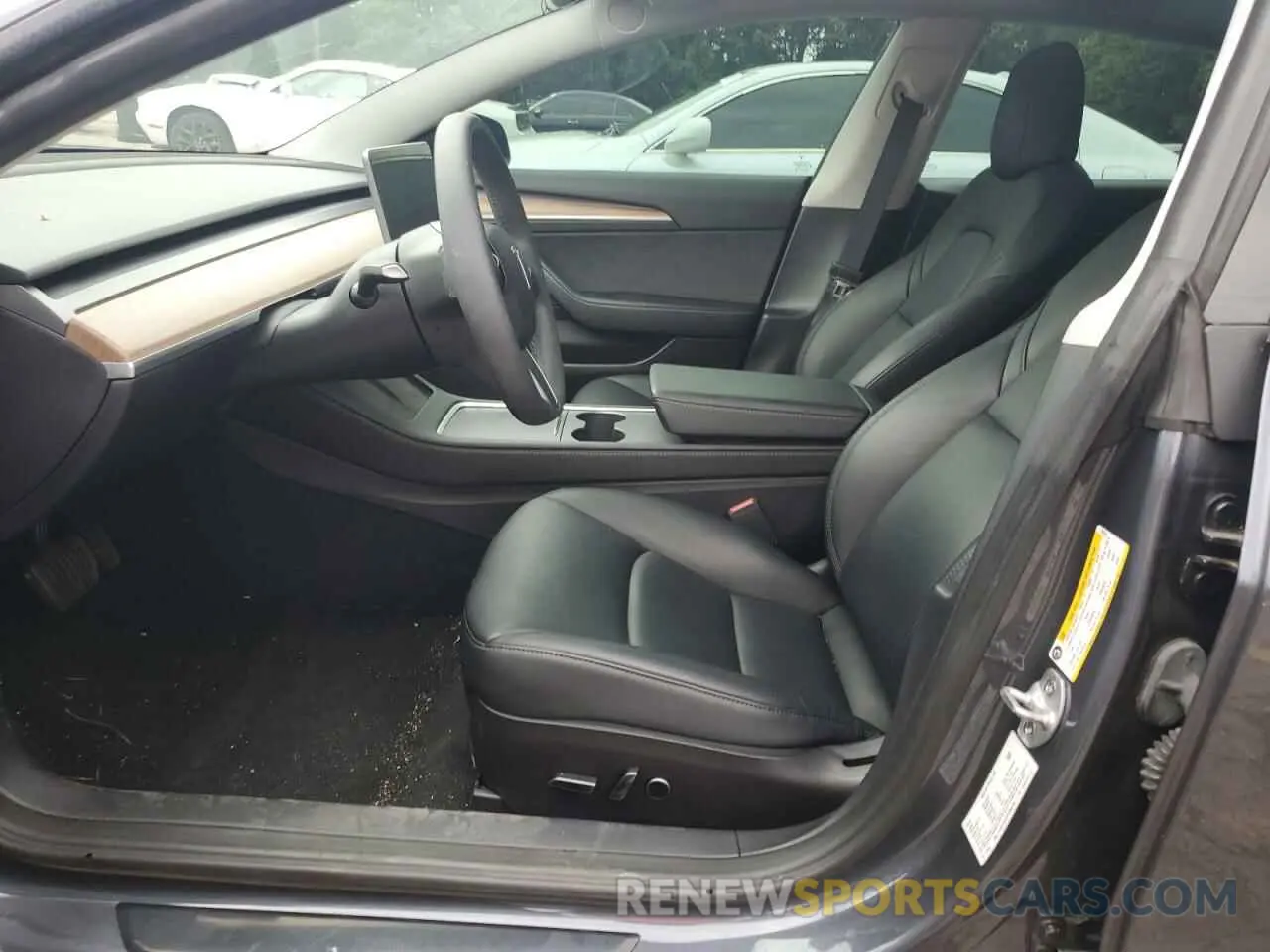 7 Photograph of a damaged car 5YJ3E1EA3PF395258 TESLA MODEL 3 2023