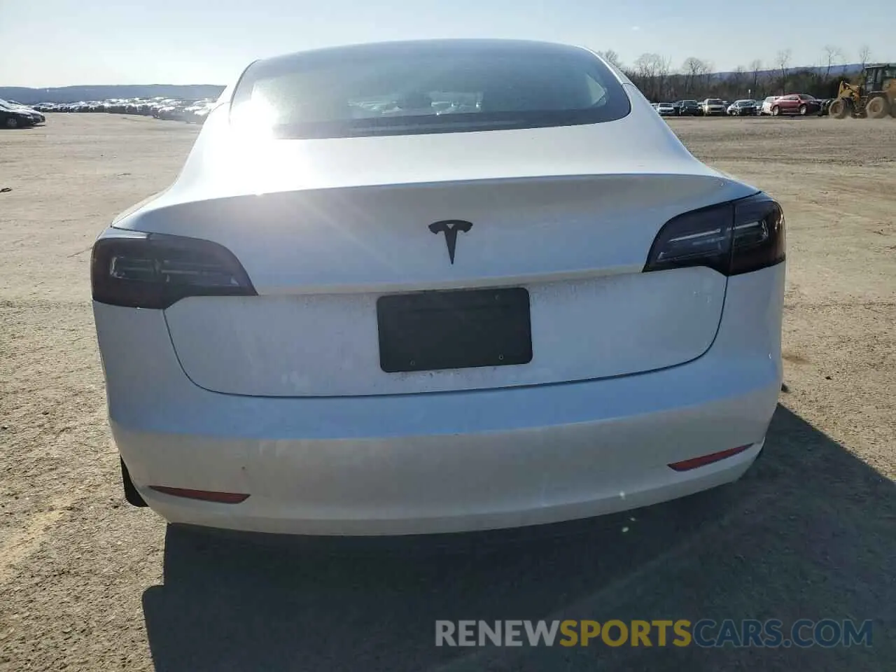 6 Photograph of a damaged car 5YJ3E1EA3PF409384 TESLA MODEL 3 2023