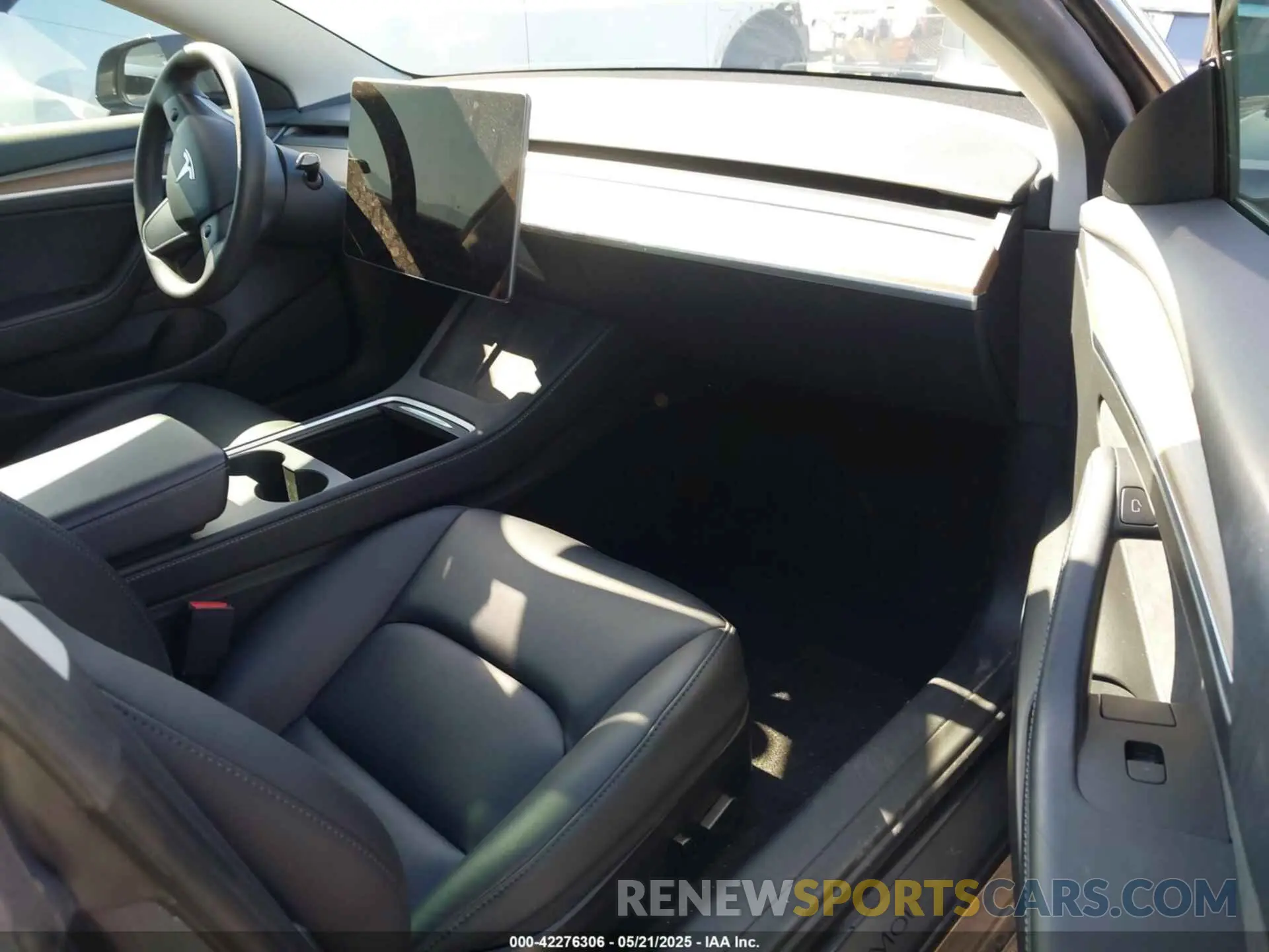 5 Photograph of a damaged car 5YJ3E1EA3PF412267 TESLA MODEL 3 2023