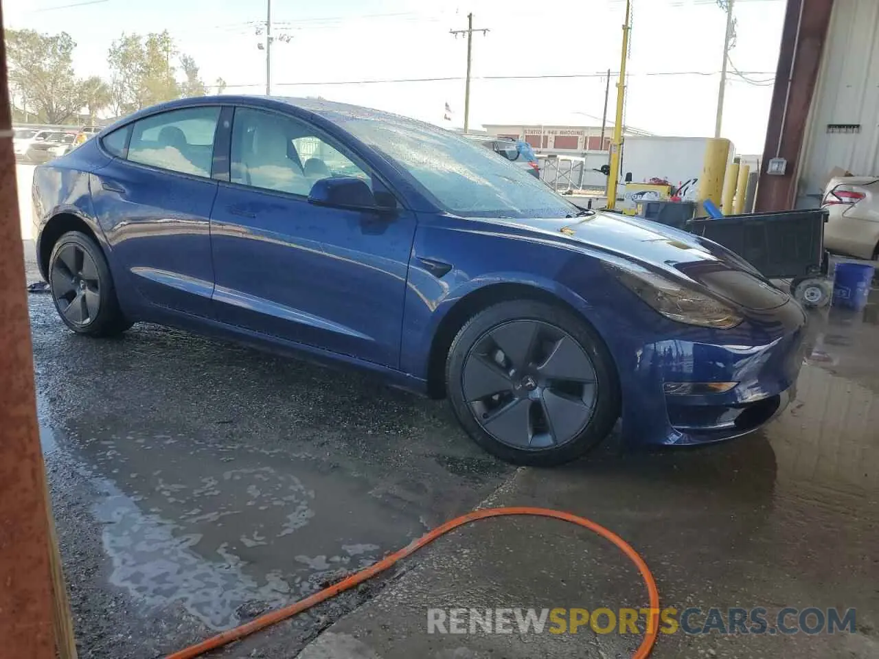 4 Photograph of a damaged car 5YJ3E1EA3PF414763 TESLA MODEL 3 2023