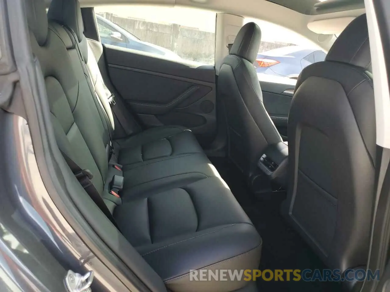 10 Photograph of a damaged car 5YJ3E1EA3PF428226 TESLA MODEL 3 2023