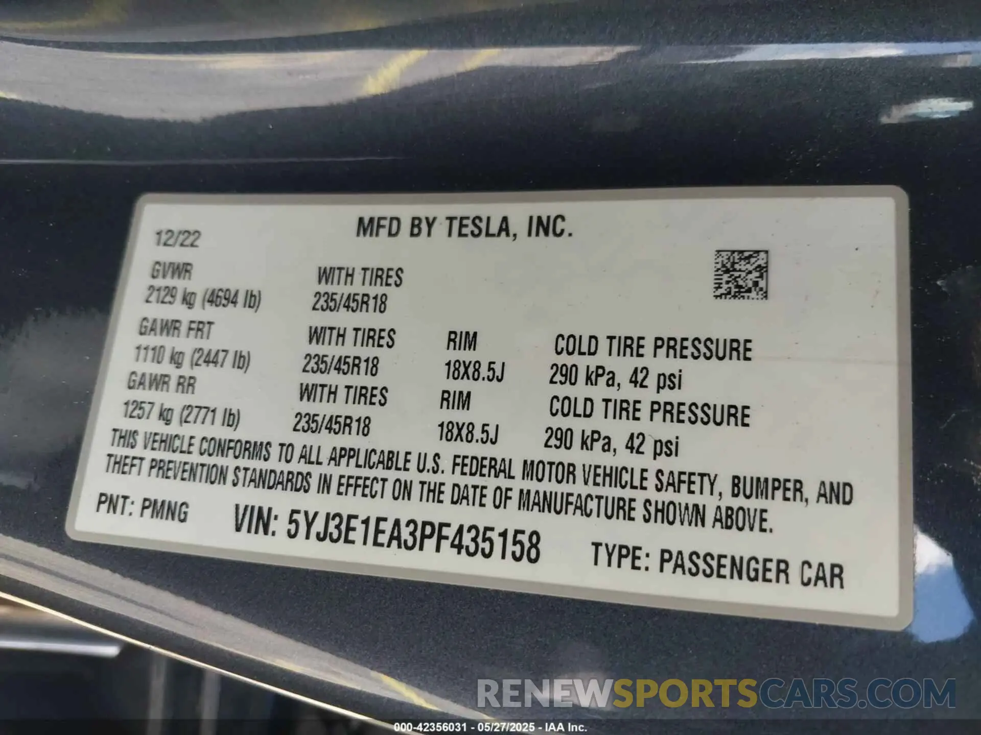9 Photograph of a damaged car 5YJ3E1EA3PF435158 TESLA MODEL 3 2023
