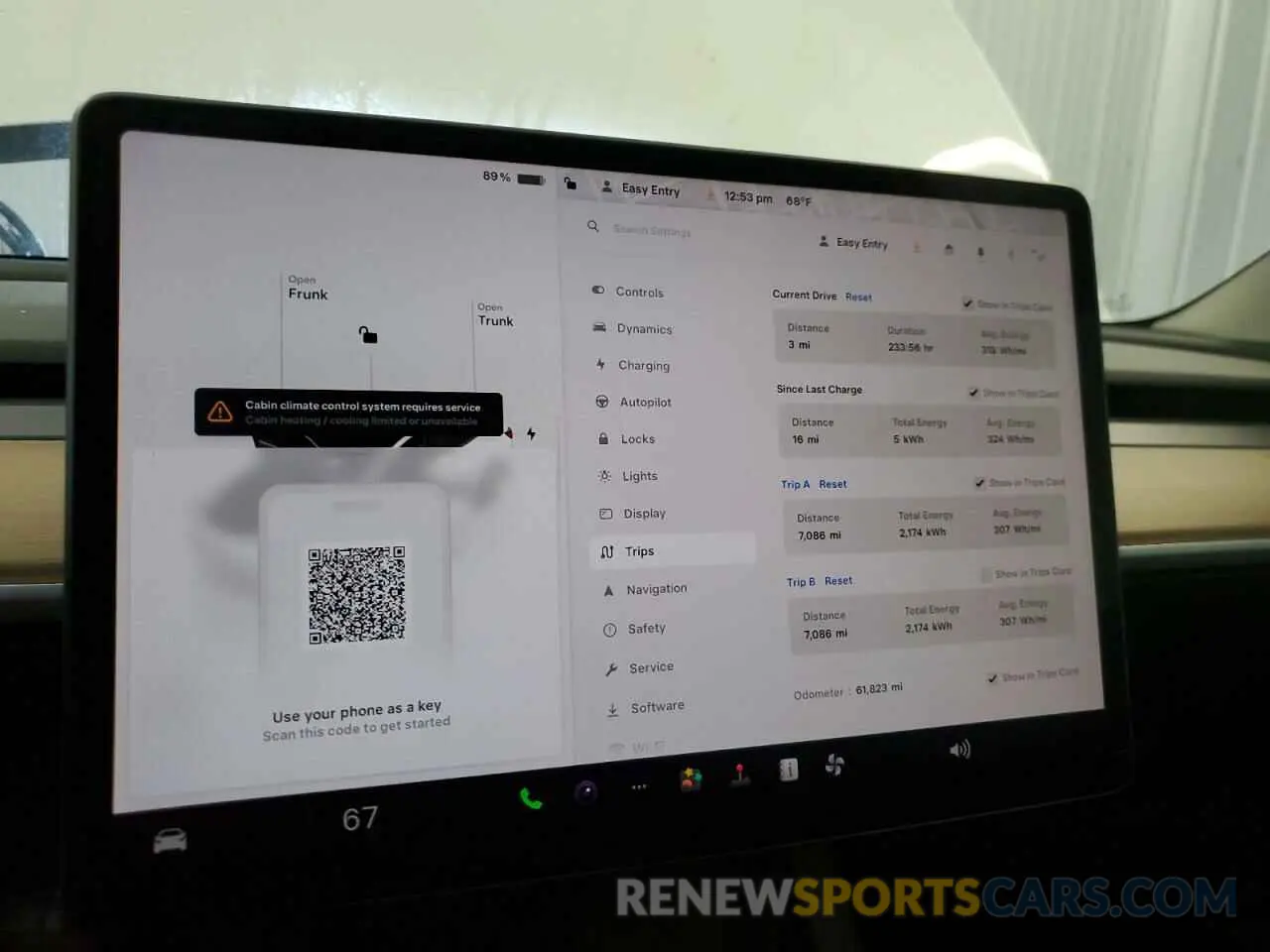 9 Photograph of a damaged car 5YJ3E1EA3PF436892 TESLA MODEL 3 2023