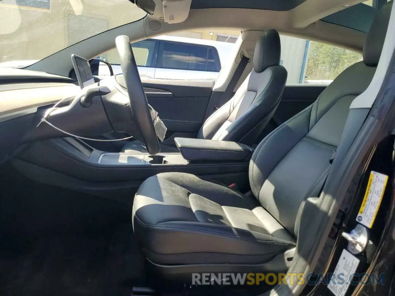 7 Photograph of a damaged car 5YJ3E1EA3PF437444 TESLA MODEL 3 2023