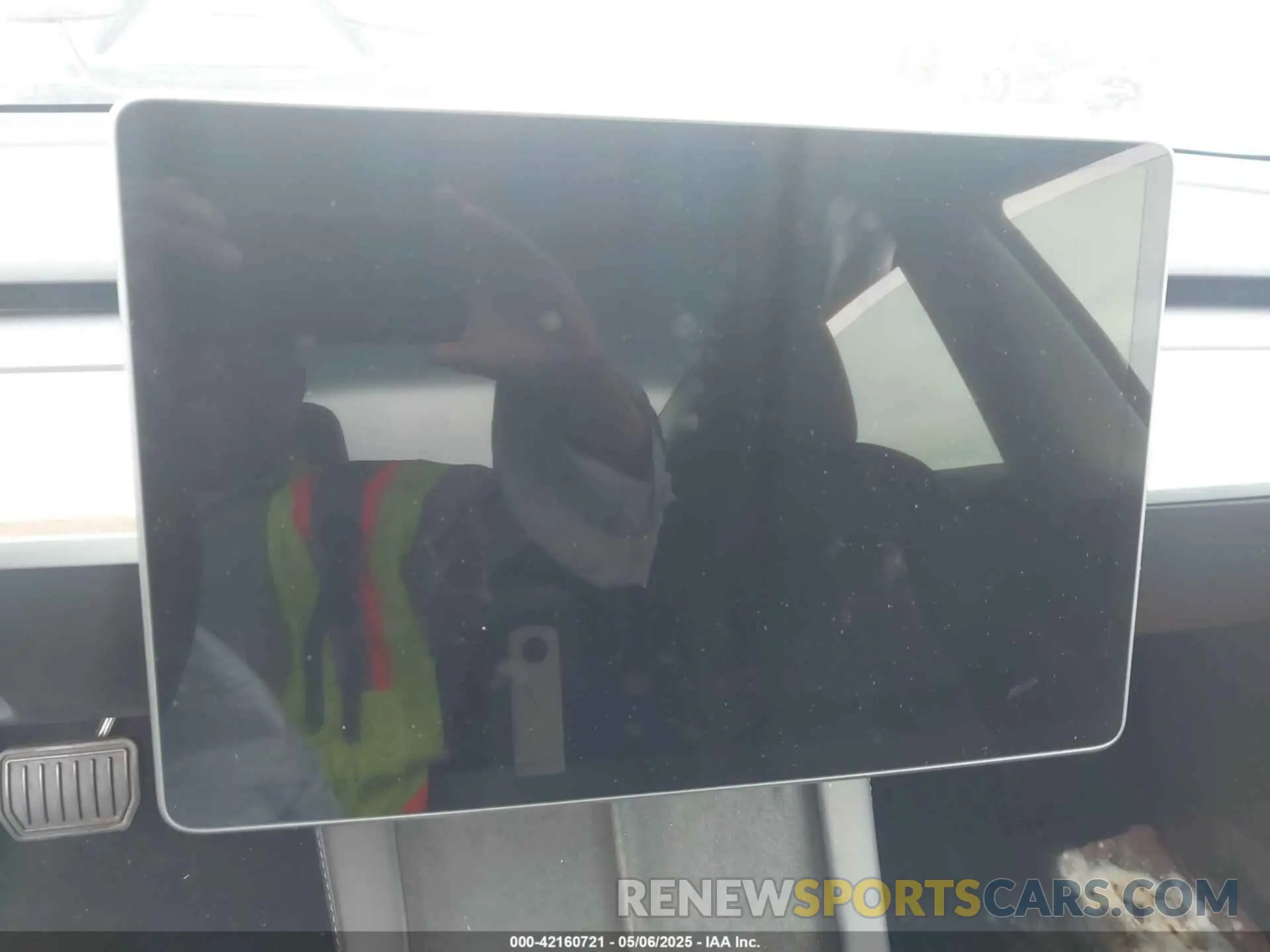 16 Photograph of a damaged car 5YJ3E1EA3PF463686 TESLA MODEL 3 2023