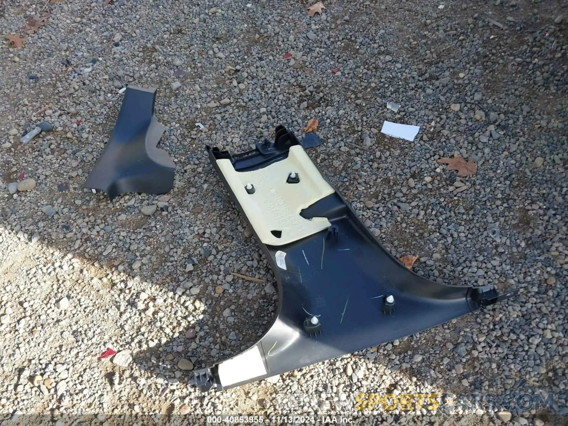 12 Photograph of a damaged car 5YJ3E1EA3PF483310 TESLA MODEL 3 2023