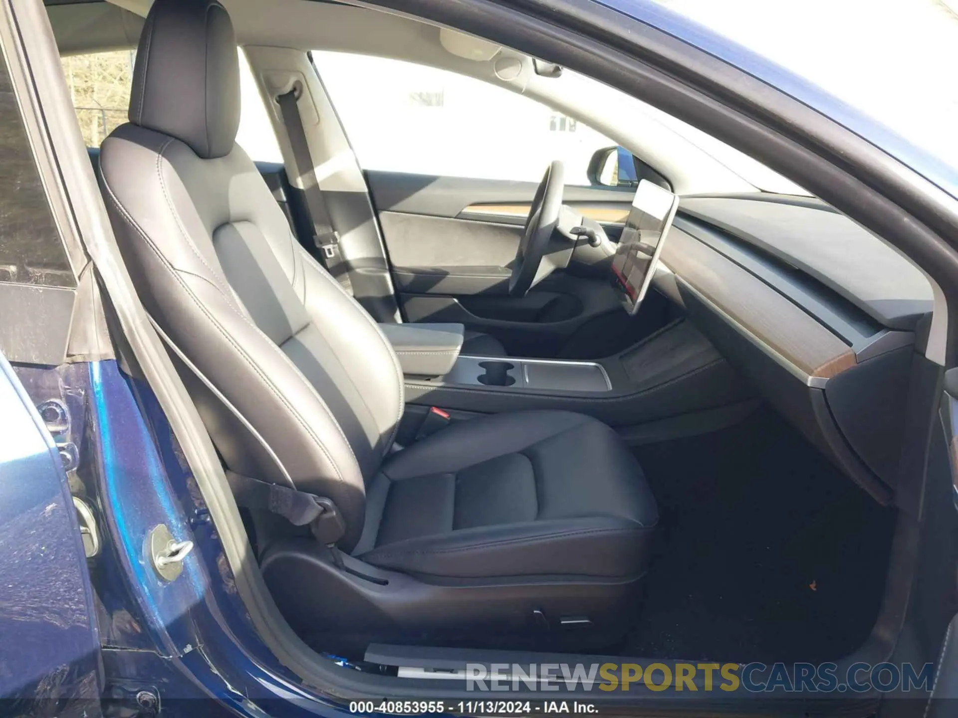 5 Photograph of a damaged car 5YJ3E1EA3PF483310 TESLA MODEL 3 2023