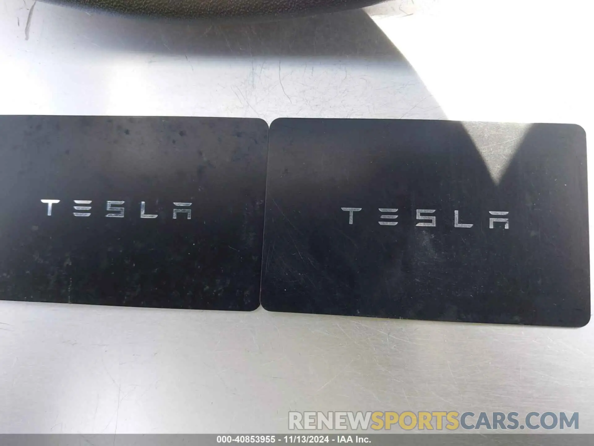 9 Photograph of a damaged car 5YJ3E1EA3PF483310 TESLA MODEL 3 2023
