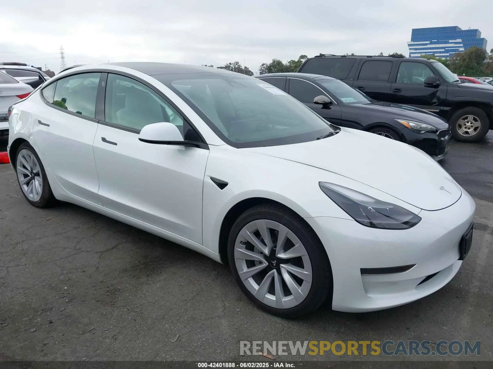 1 Photograph of a damaged car 5YJ3E1EA3PF484277 TESLA MODEL 3 2023