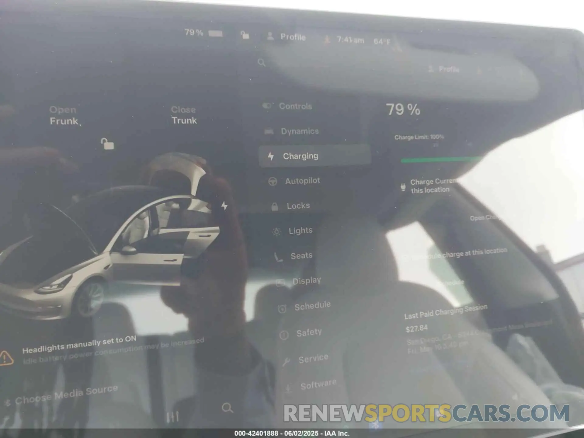 16 Photograph of a damaged car 5YJ3E1EA3PF484277 TESLA MODEL 3 2023