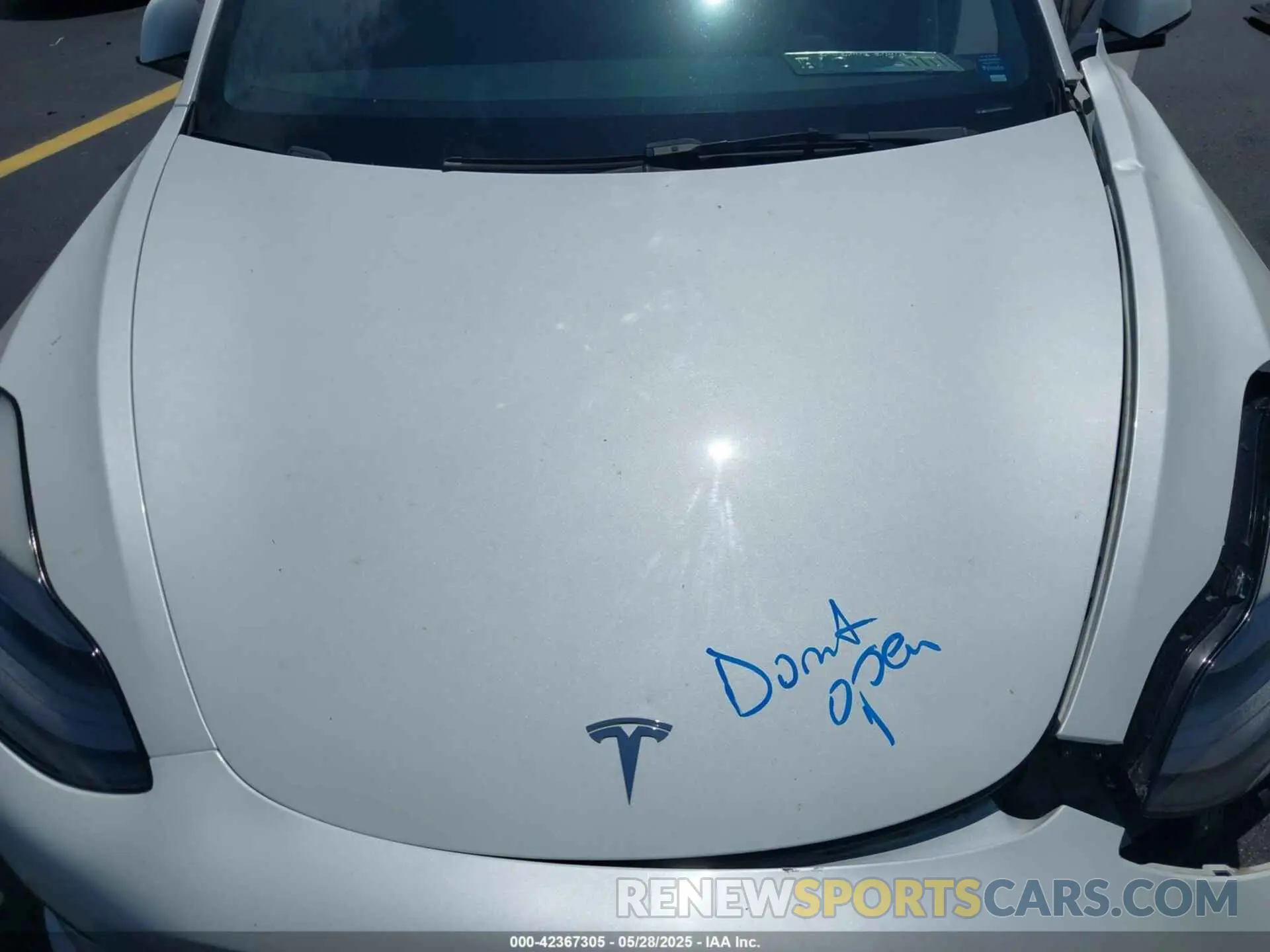 10 Photograph of a damaged car 5YJ3E1EA3PF489477 TESLA MODEL 3 2023
