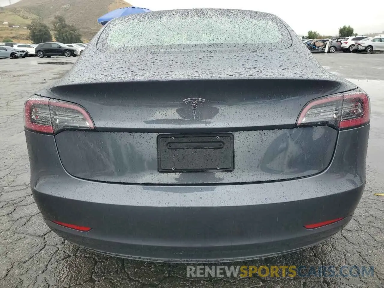 6 Photograph of a damaged car 5YJ3E1EA3PF502163 TESLA MODEL 3 2023