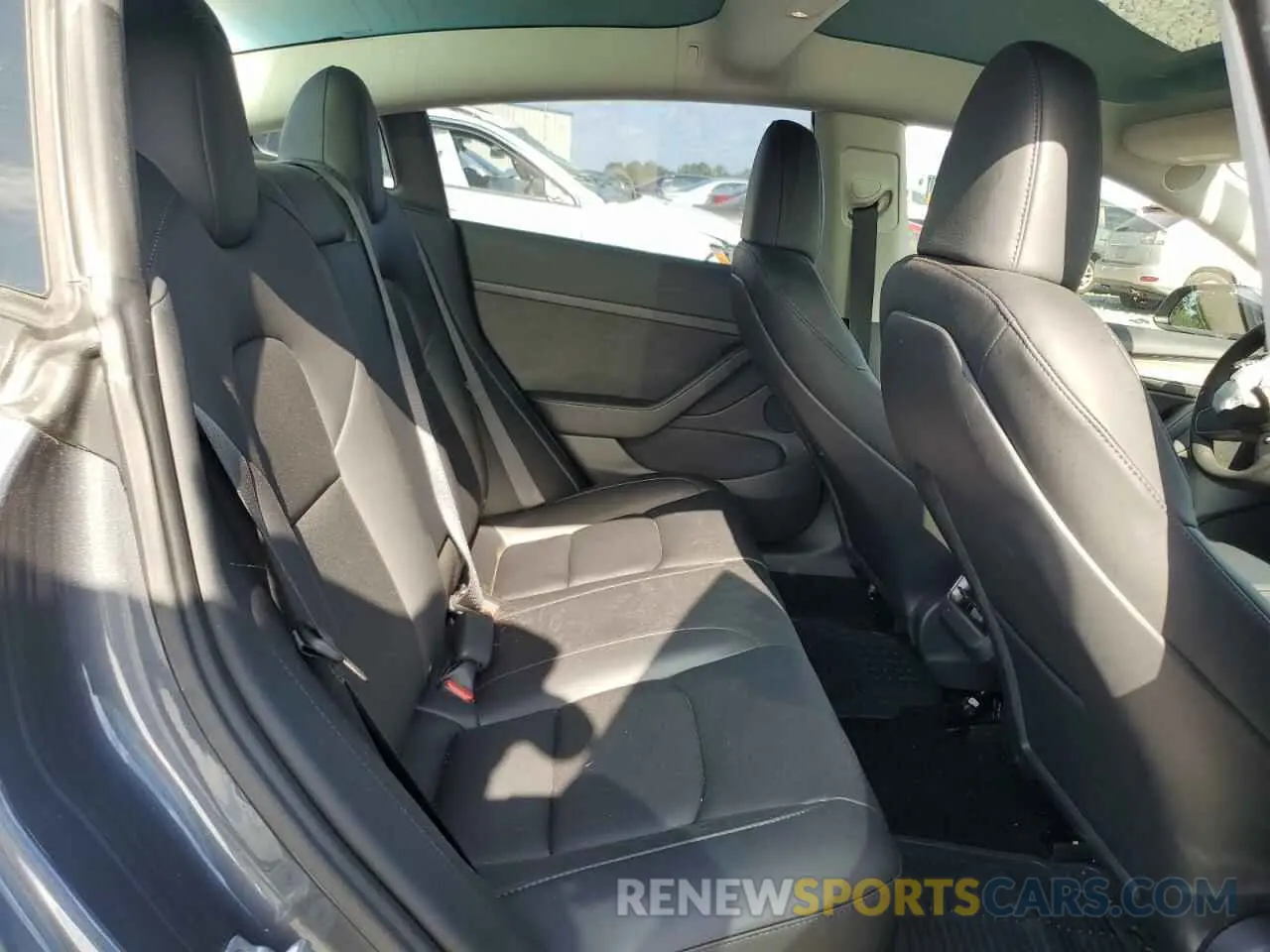 10 Photograph of a damaged car 5YJ3E1EA3PF502437 TESLA MODEL 3 2023