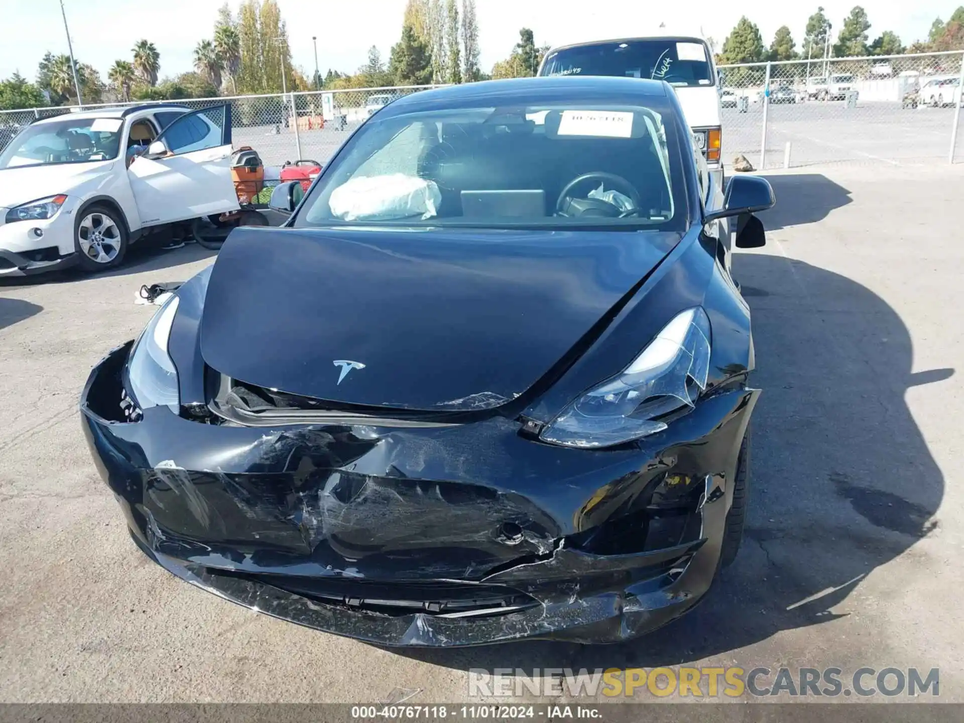 11 Photograph of a damaged car 5YJ3E1EA3PF518766 TESLA MODEL 3 2023