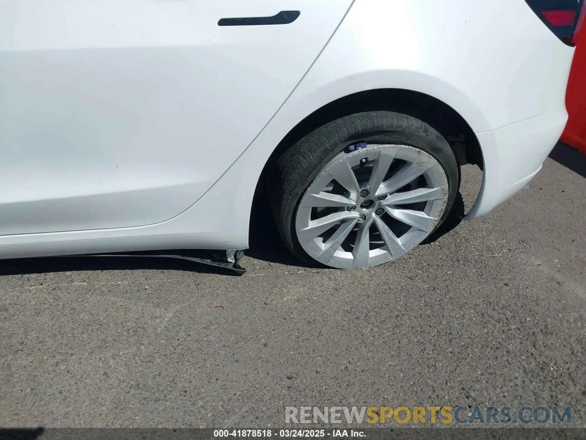 6 Photograph of a damaged car 5YJ3E1EA3PF546518 TESLA MODEL 3 2023