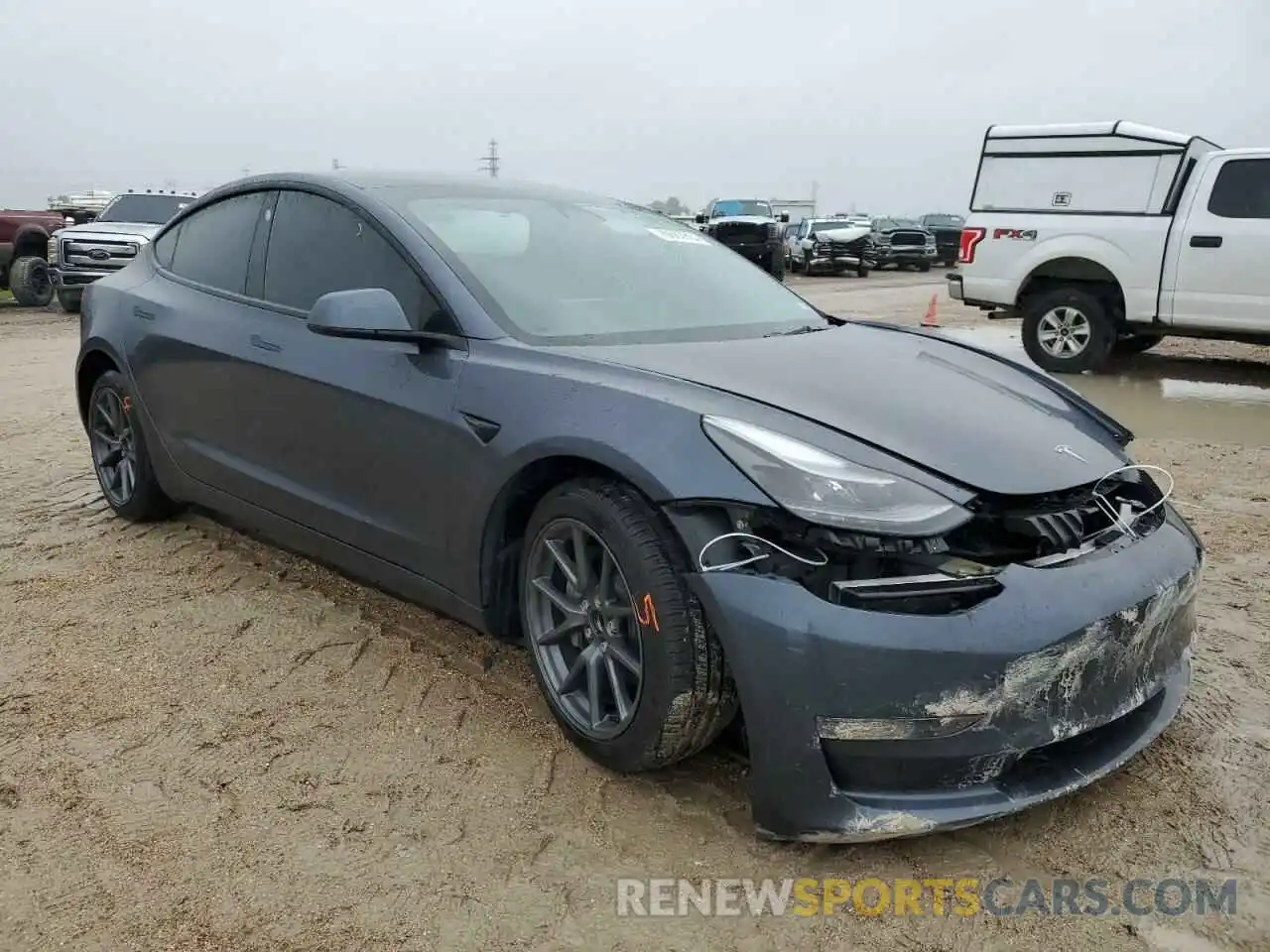 4 Photograph of a damaged car 5YJ3E1EA3PF561925 TESLA MODEL 3 2023