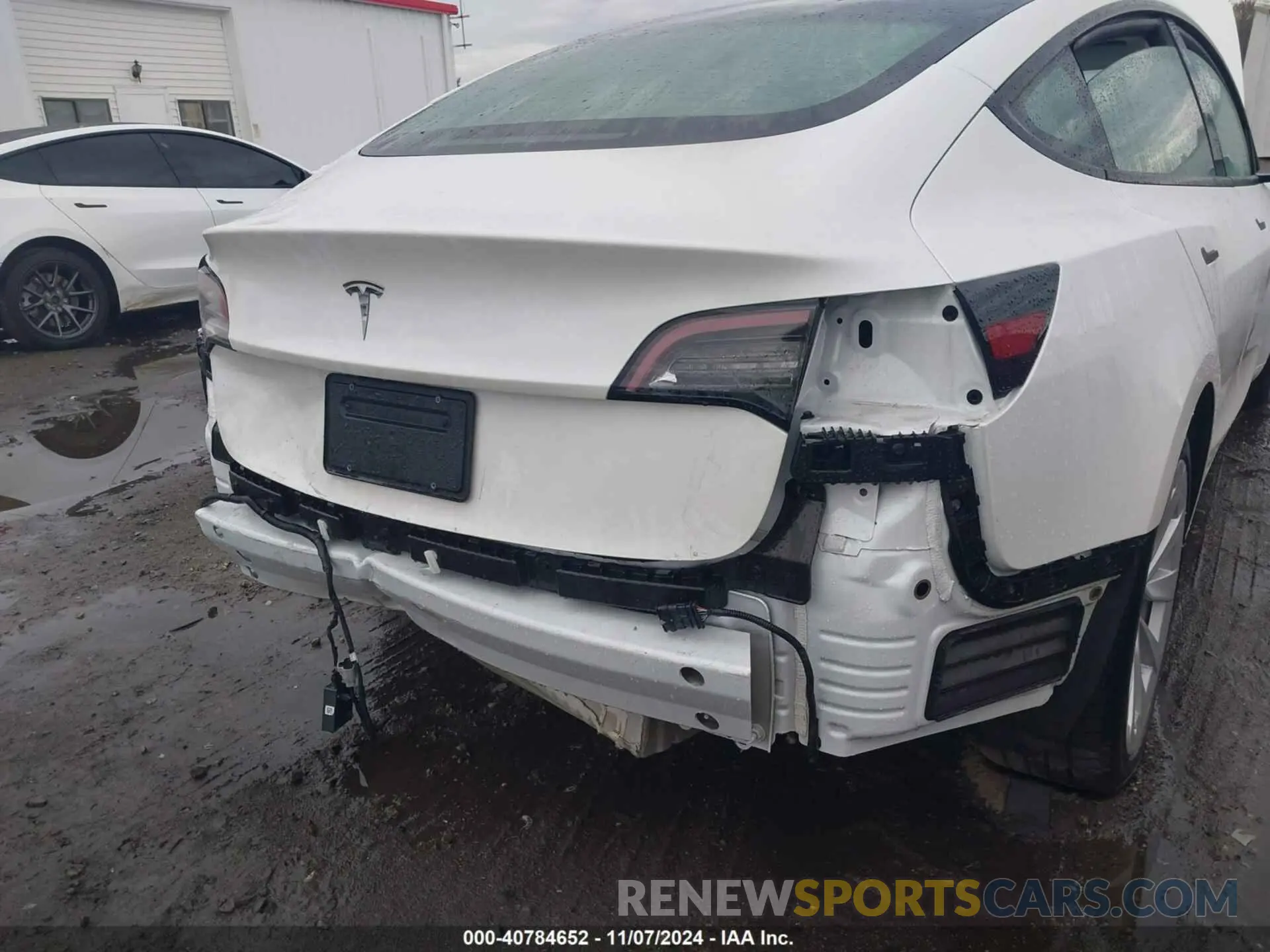 6 Photograph of a damaged car 5YJ3E1EA3PF563707 TESLA MODEL 3 2023