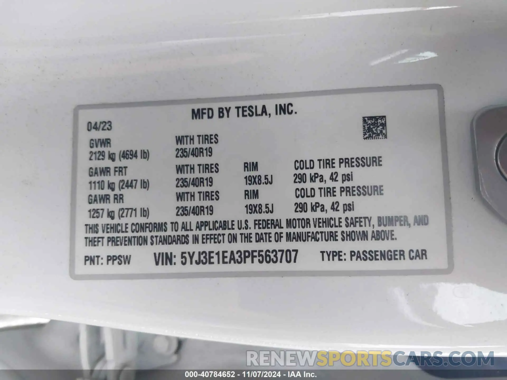 9 Photograph of a damaged car 5YJ3E1EA3PF563707 TESLA MODEL 3 2023