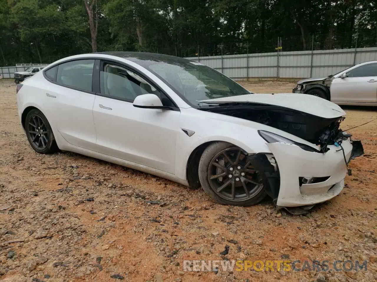 4 Photograph of a damaged car 5YJ3E1EA3PF569085 TESLA MODEL 3 2023
