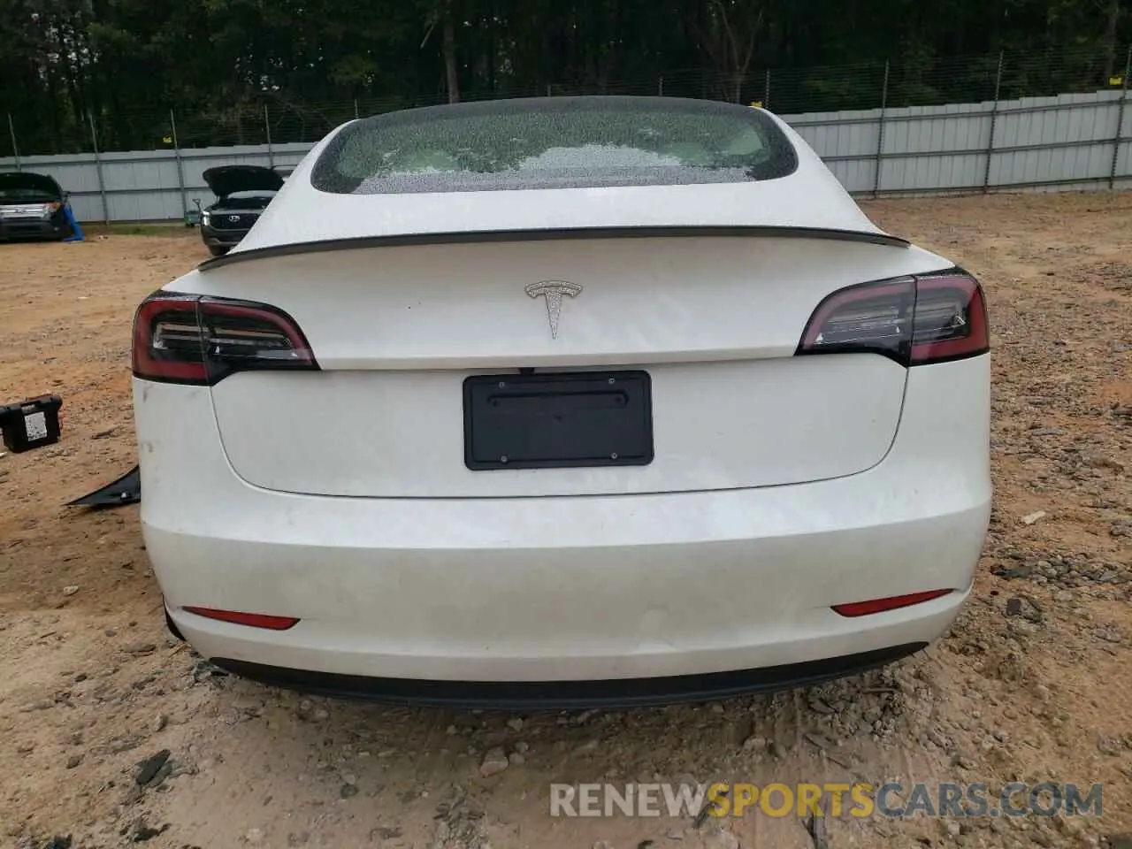 6 Photograph of a damaged car 5YJ3E1EA3PF569085 TESLA MODEL 3 2023