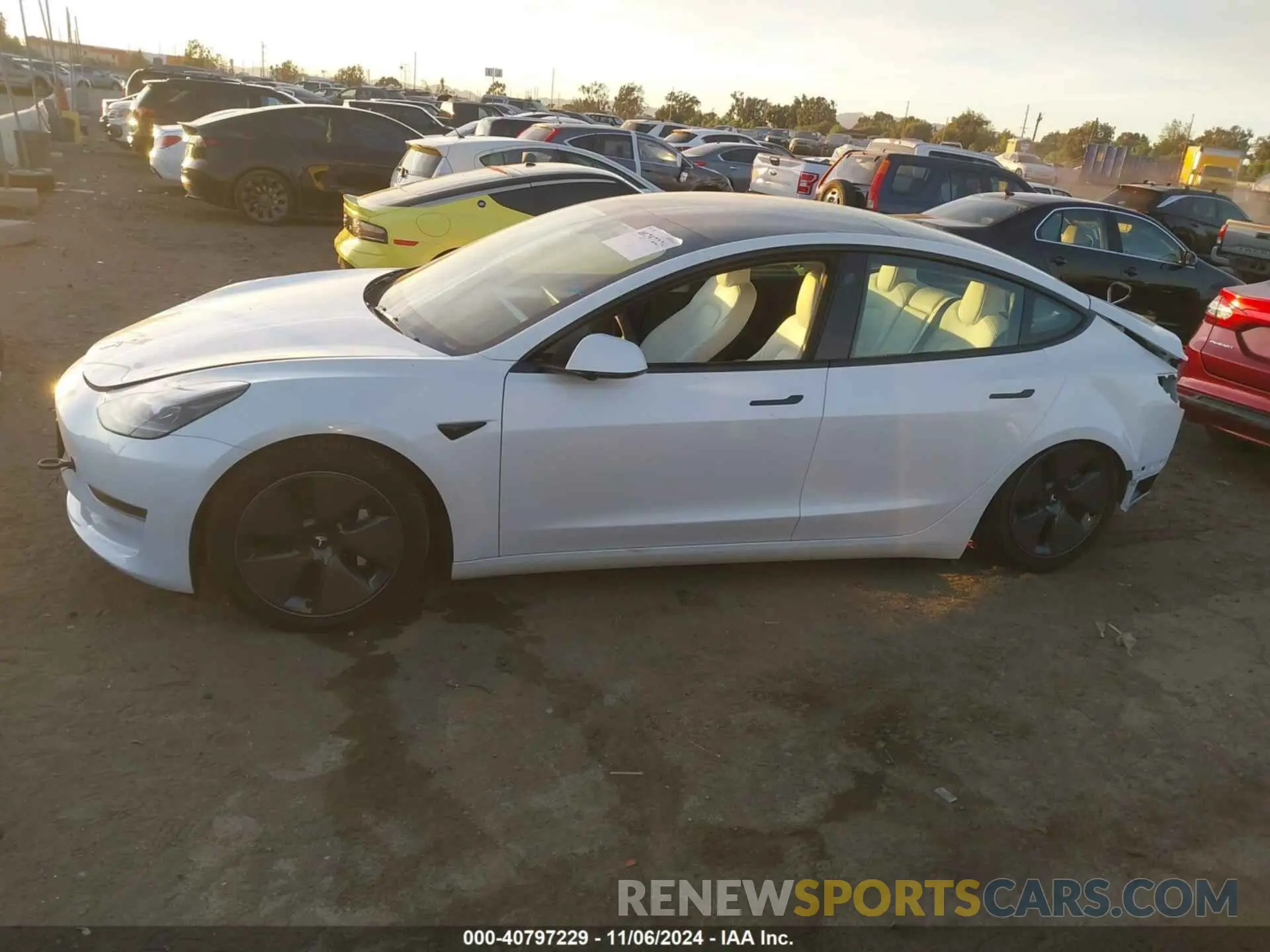 15 Photograph of a damaged car 5YJ3E1EA3PF573136 TESLA MODEL 3 2023