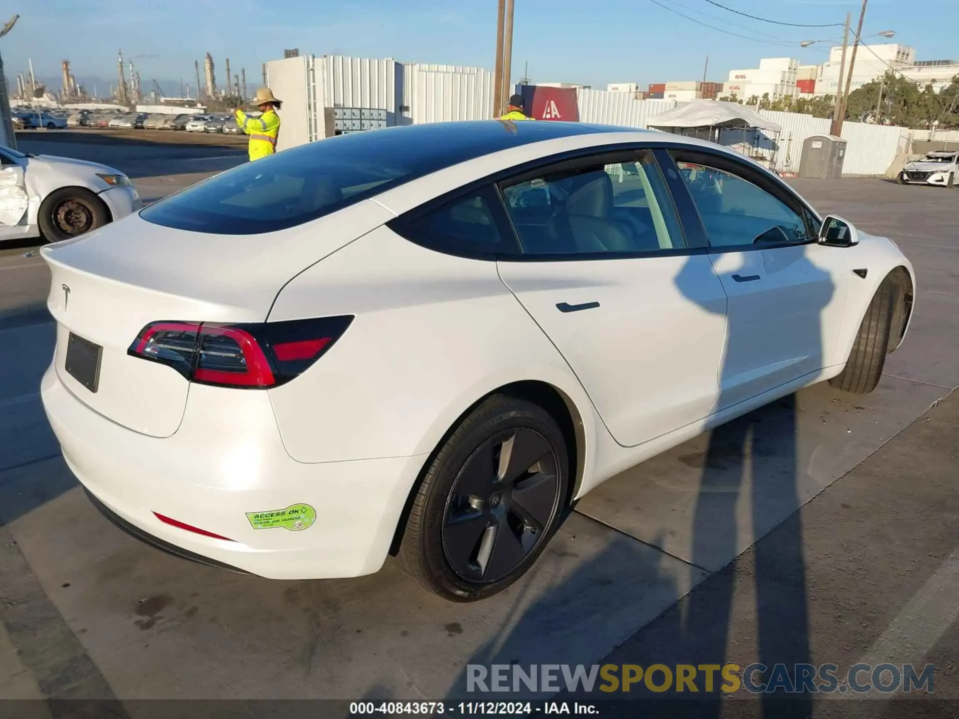 4 Photograph of a damaged car 5YJ3E1EA3PF605020 TESLA MODEL 3 2023
