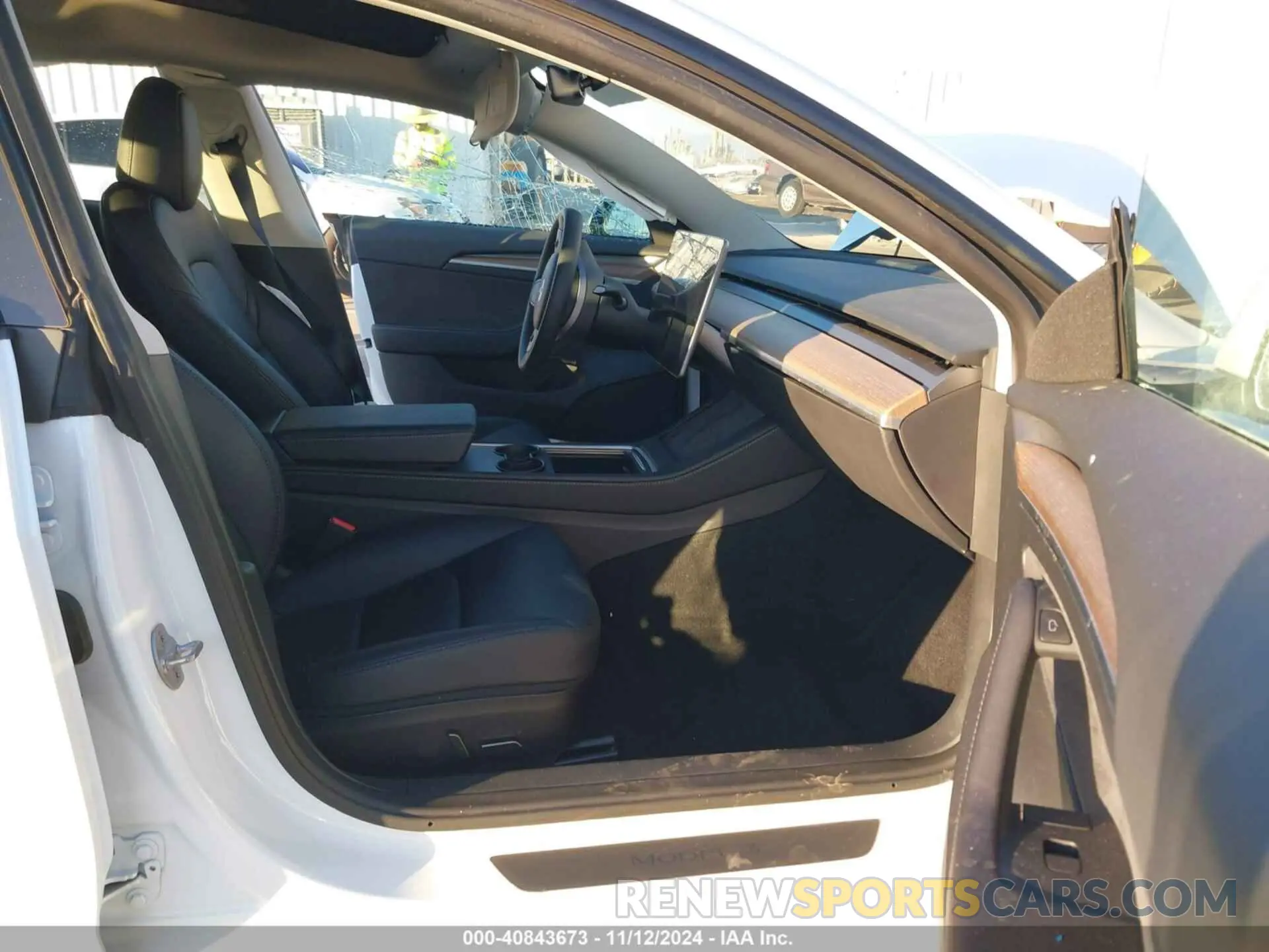 5 Photograph of a damaged car 5YJ3E1EA3PF605020 TESLA MODEL 3 2023