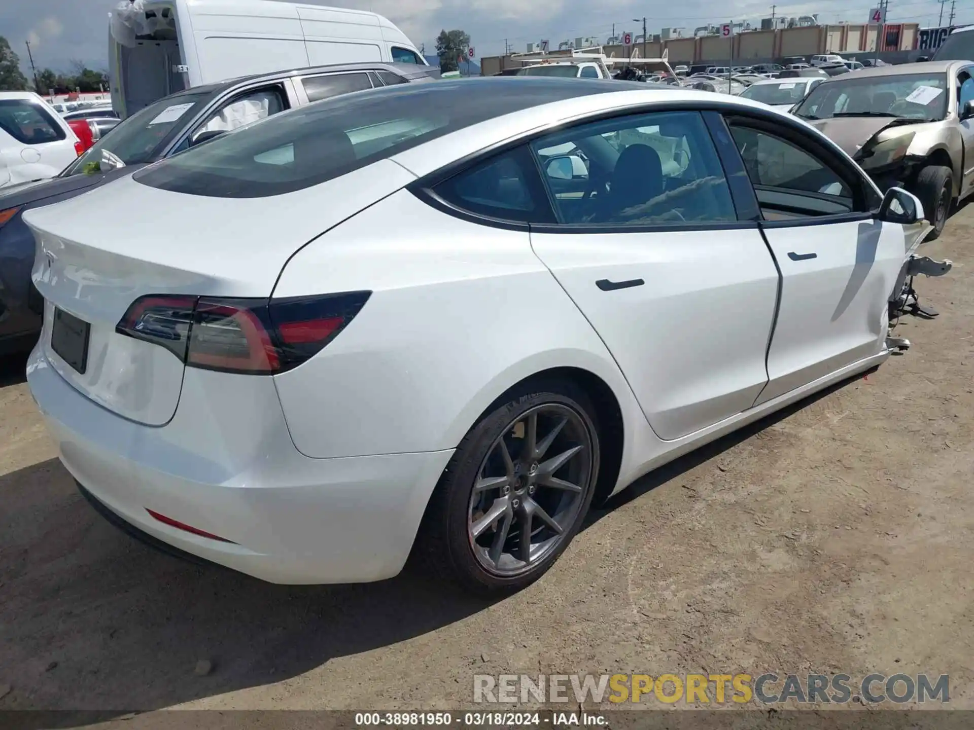 4 Photograph of a damaged car 5YJ3E1EA3PF605681 TESLA MODEL 3 2023