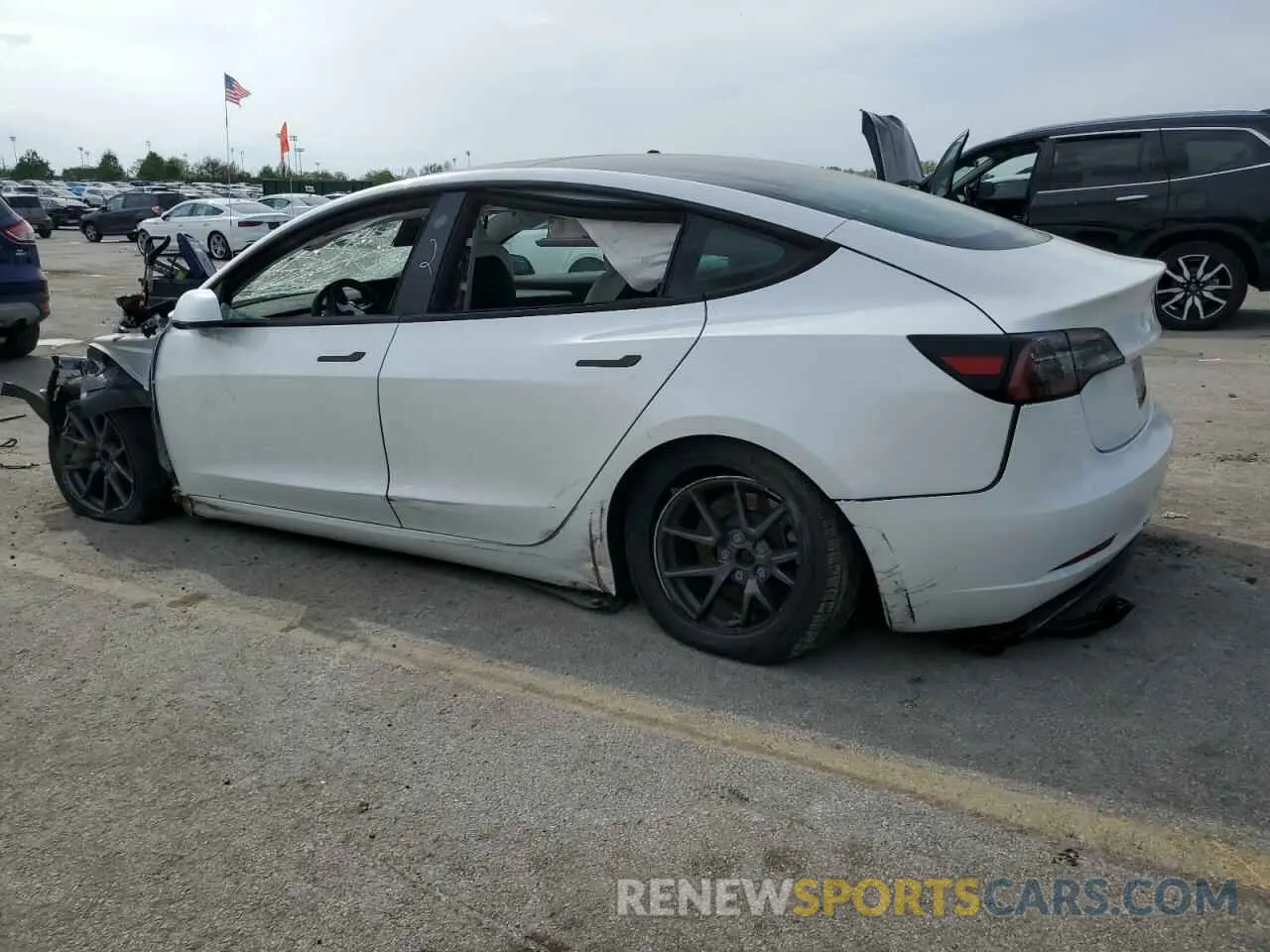 2 Photograph of a damaged car 5YJ3E1EA3PF607642 TESLA MODEL 3 2023