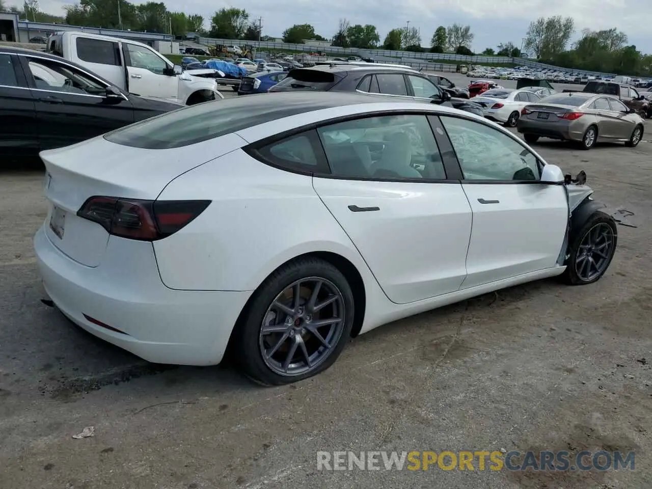 3 Photograph of a damaged car 5YJ3E1EA3PF607642 TESLA MODEL 3 2023