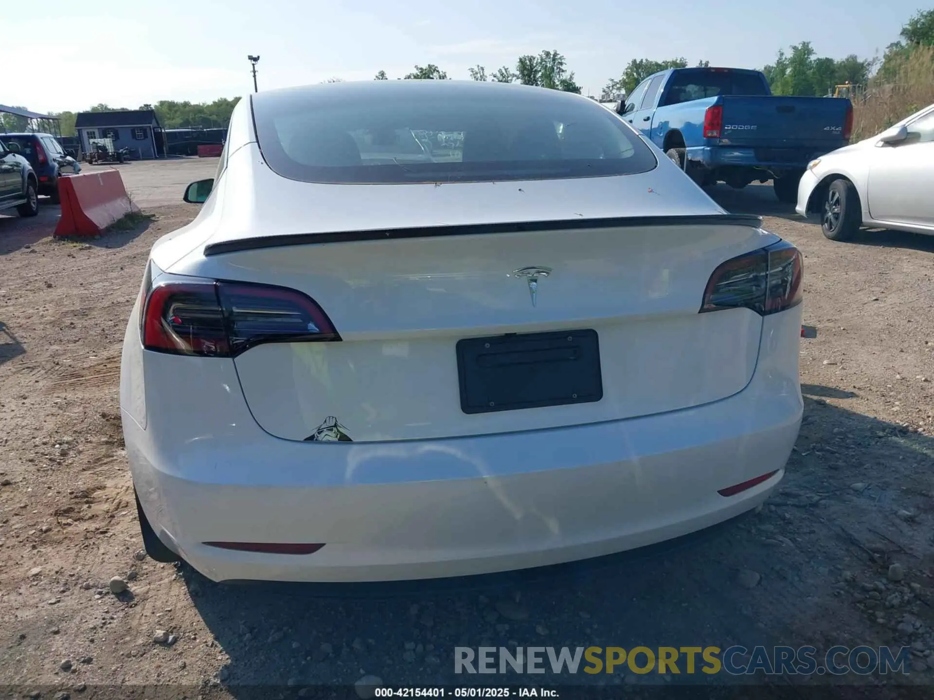 15 Photograph of a damaged car 5YJ3E1EA3PF617460 TESLA MODEL 3 2023