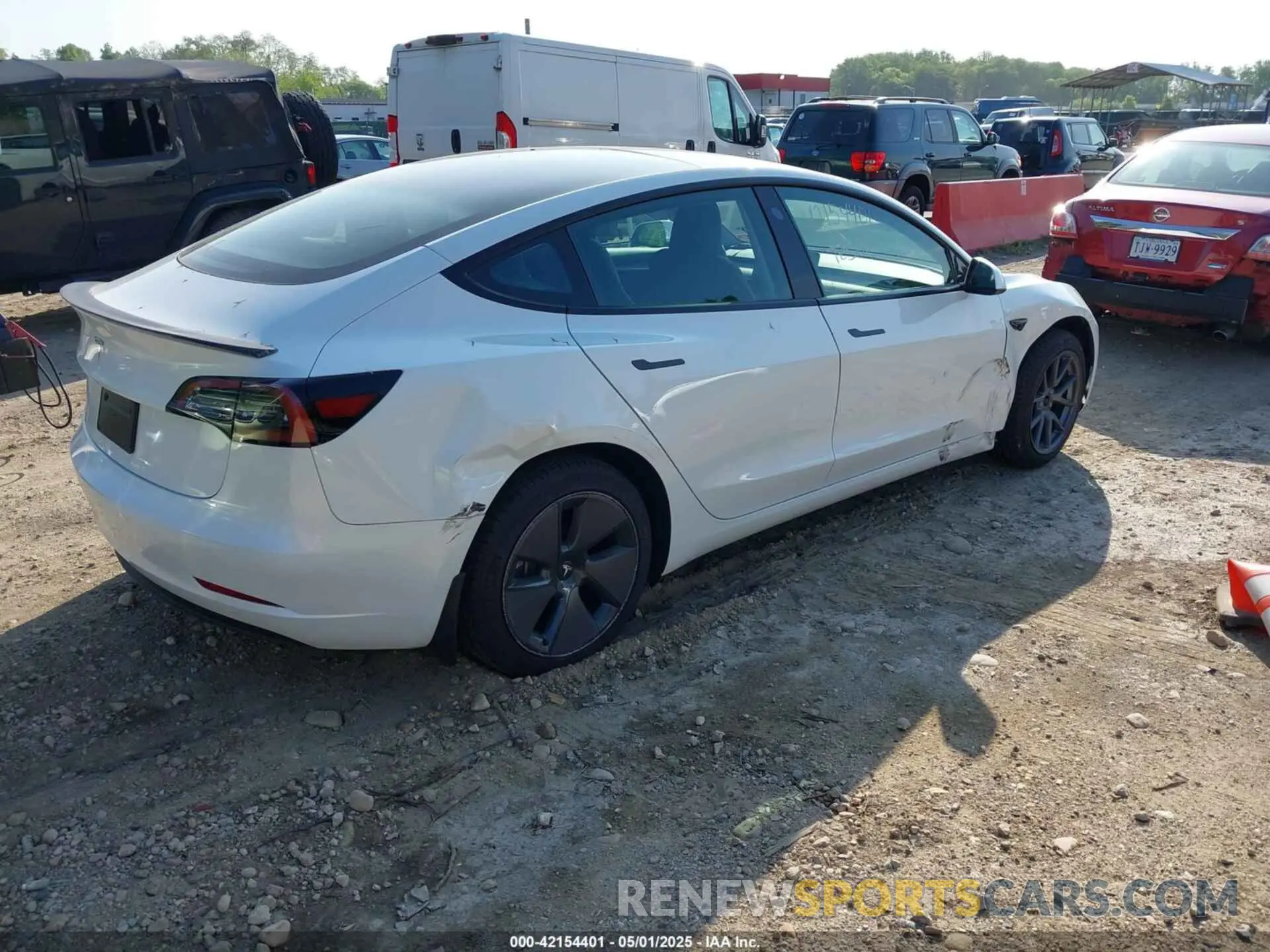 4 Photograph of a damaged car 5YJ3E1EA3PF617460 TESLA MODEL 3 2023