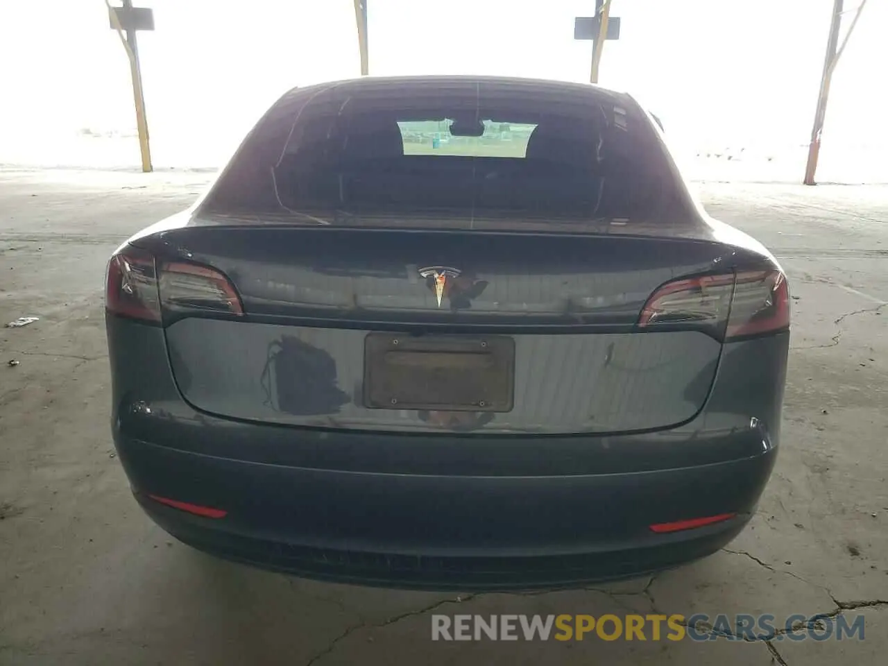 6 Photograph of a damaged car 5YJ3E1EA3PF624652 TESLA MODEL 3 2023