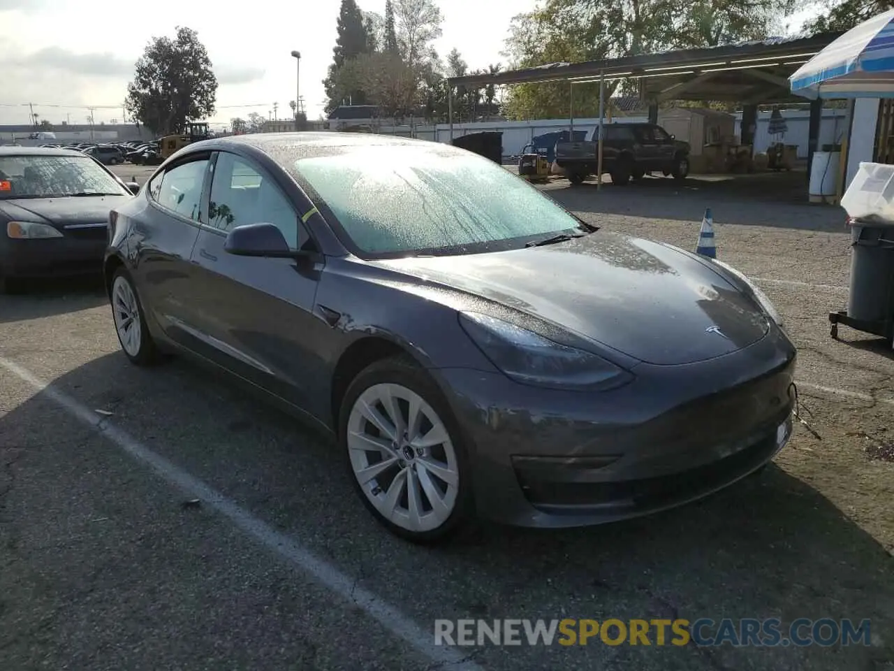 4 Photograph of a damaged car 5YJ3E1EA3PF638910 TESLA MODEL 3 2023
